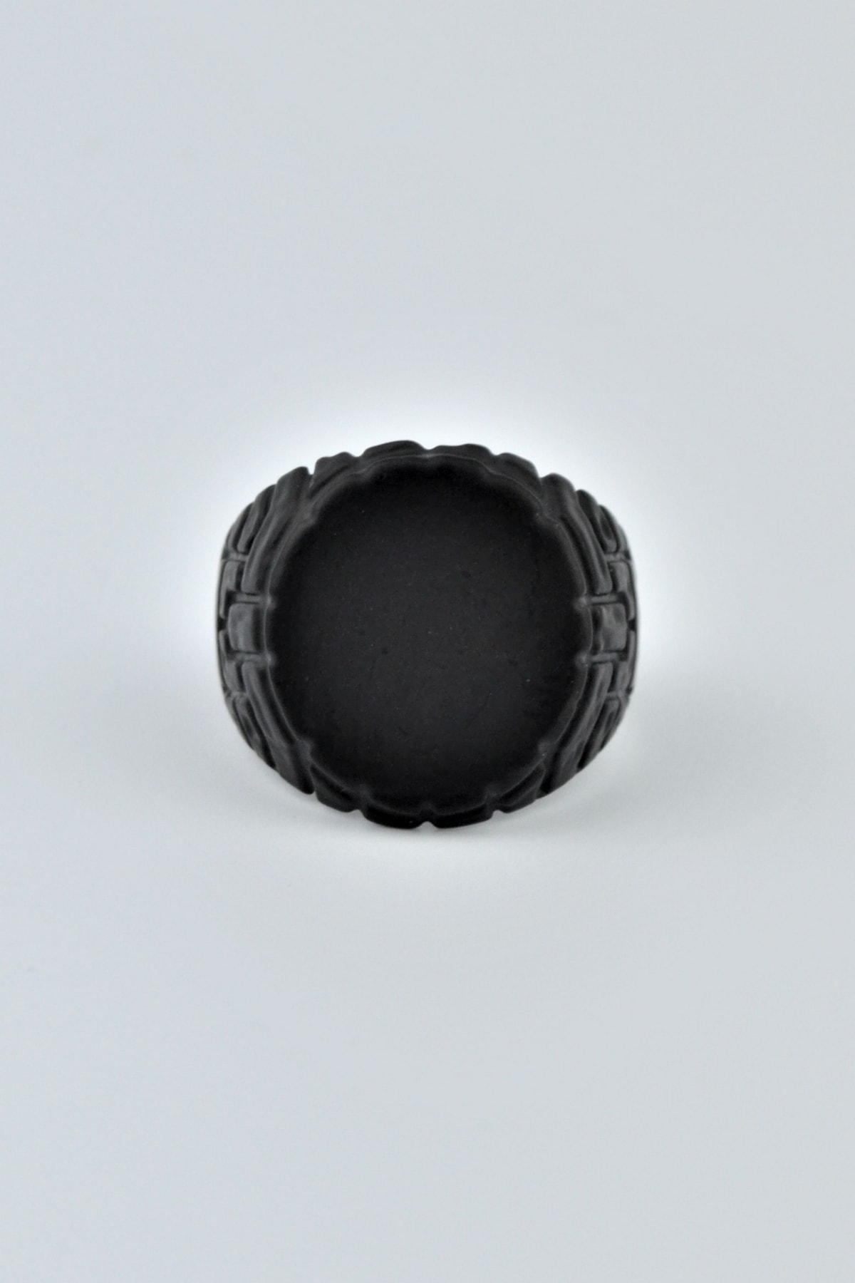 Yuvarlak Şovalye Mat Siyah Ayarlamalı Erkek Yüzük