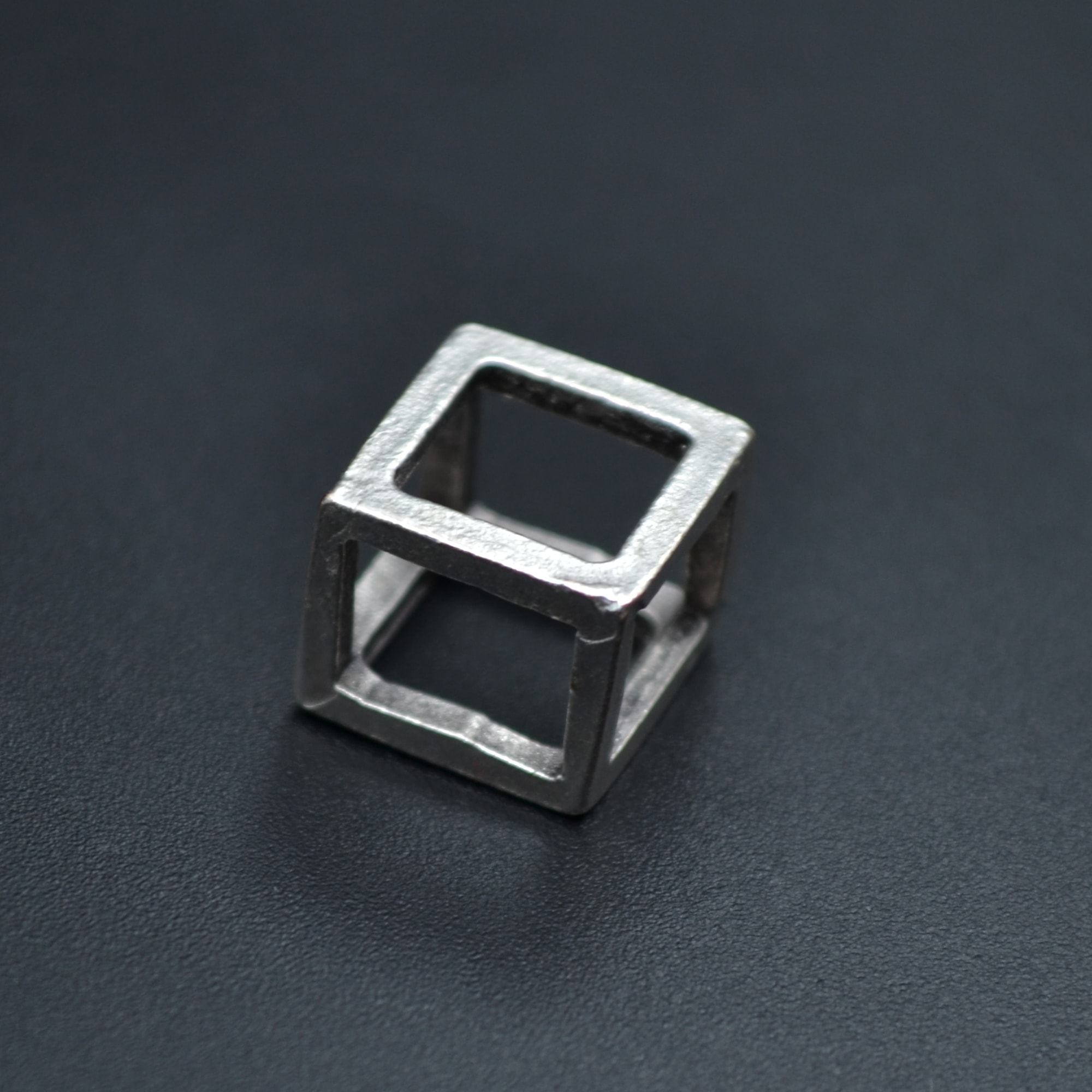 Geometrik - Küp Kolye - Gümüş ( Silver ) Renk - 60 cm Düz Ezme Zincir Kolye