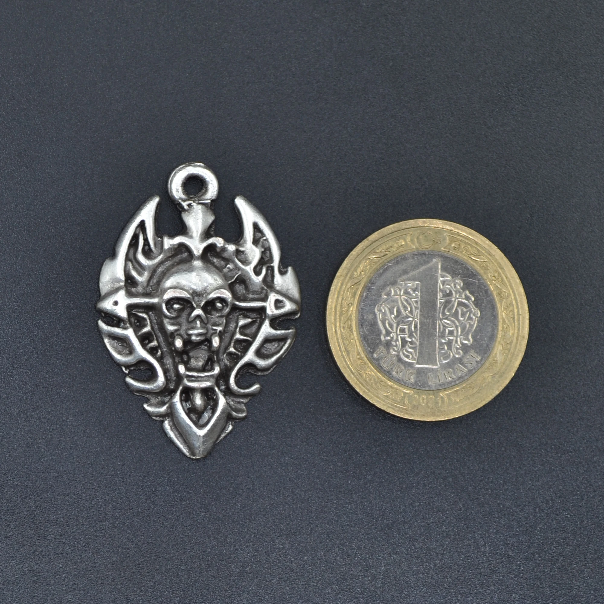 Diablo Kalkan Kolye - Gümüş ( Silver ) Renk - 60 cm Düz Ezme Zincir Kolye