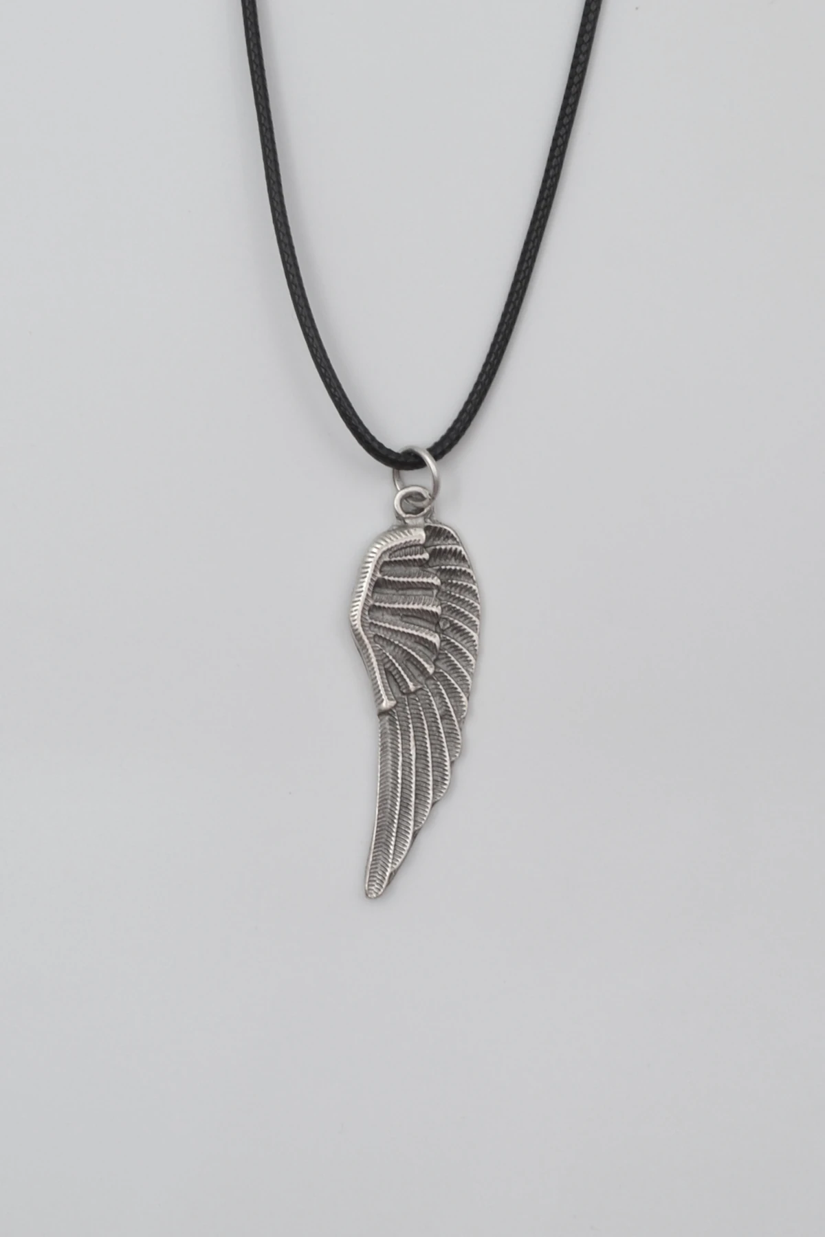 Melek Kanadı Siyah Deri İp Kolye - Antik Gümüş Kaplama - Kadın Erkek - 60 cm