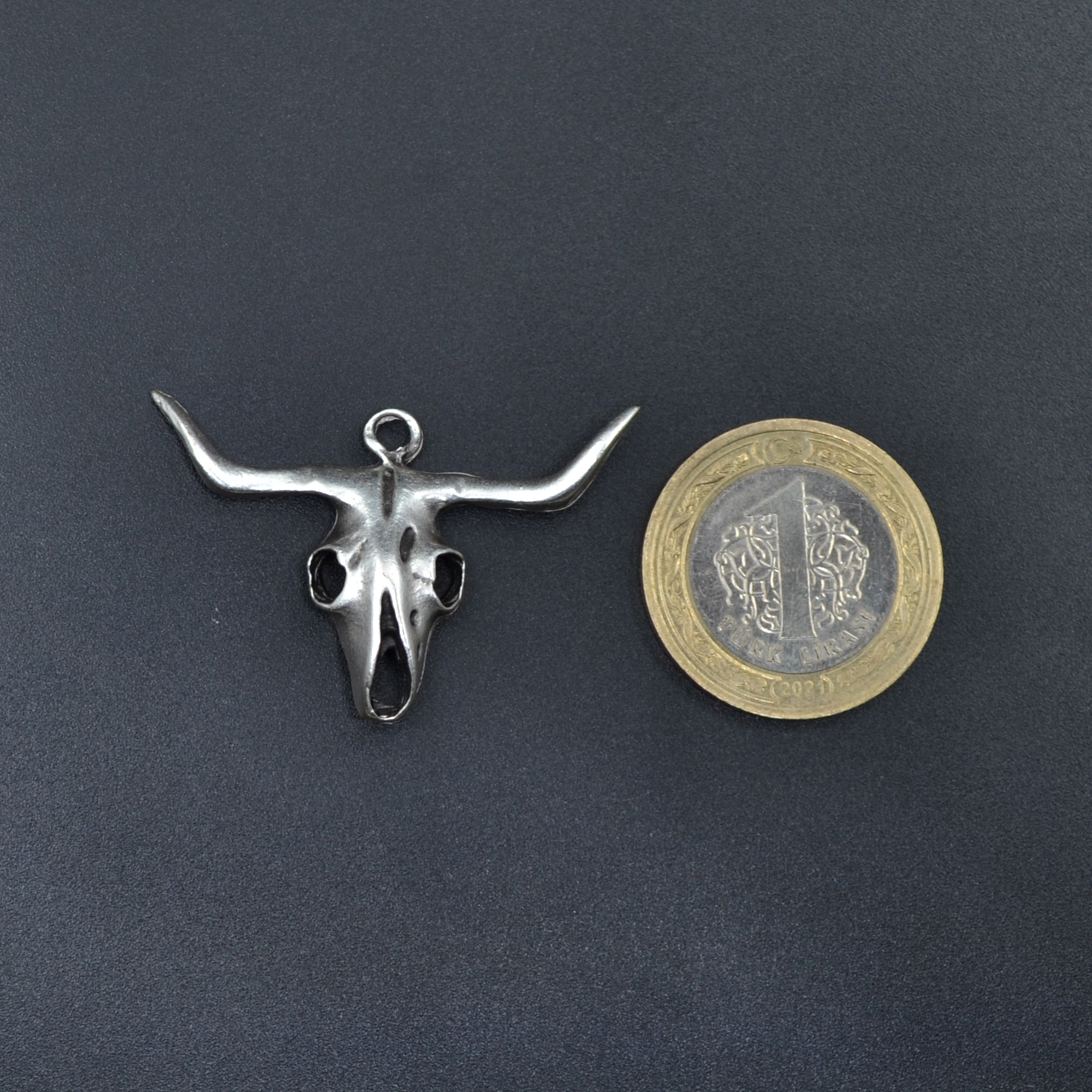 Boğa - Kuru Kafa Kolye Ucu - Gümüş ( Silver ) Renk