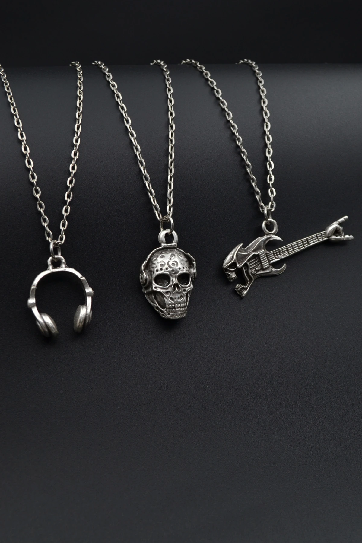 3'lü Kulaklık Kuru Kafa Gitar Dj Kuru Kafa Erkek Kadın Kolye Seti