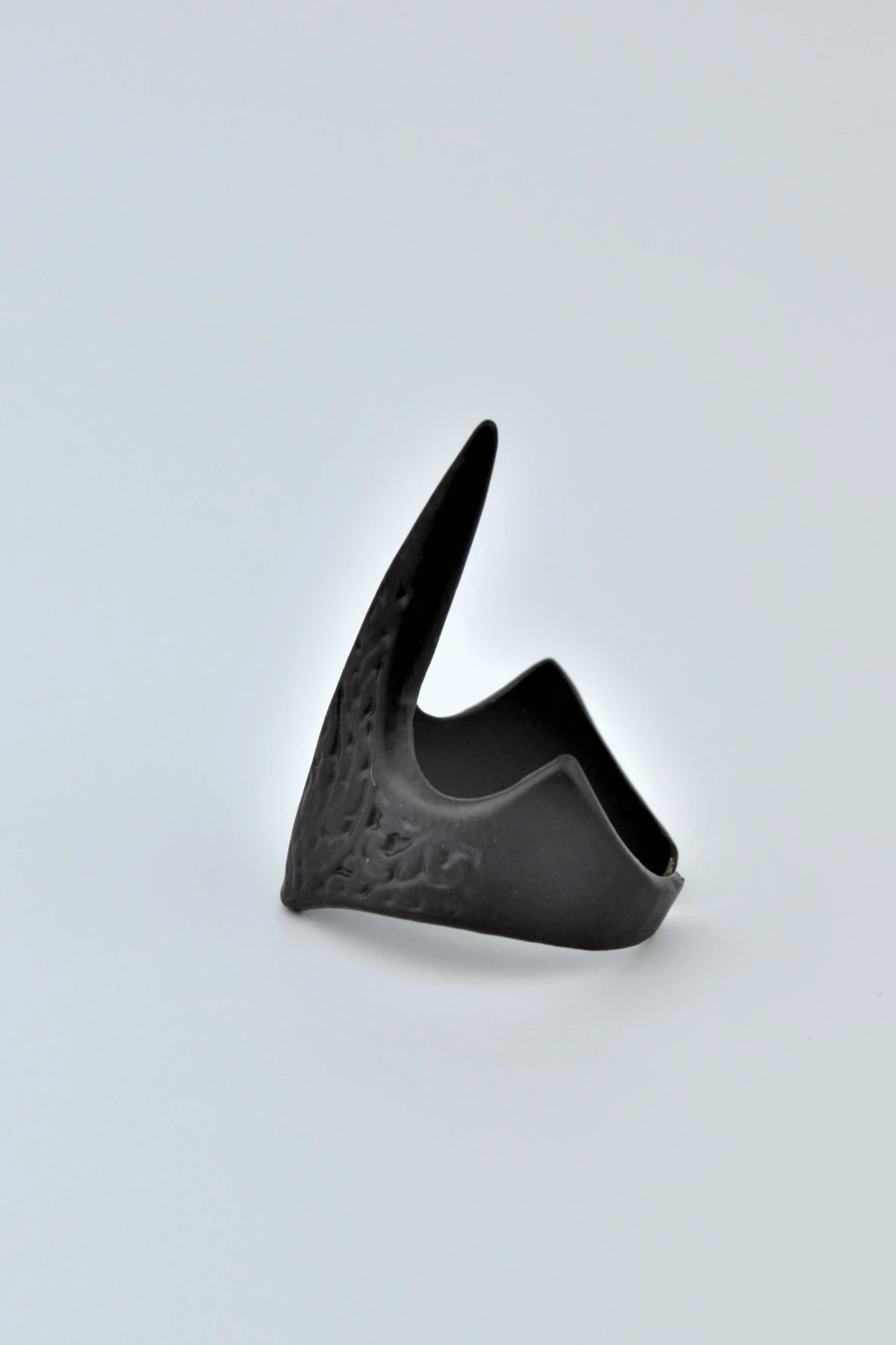 Zihgir Baş Parmak Okçu Mat Siyah Ayarlamalı Erkek Yüzük