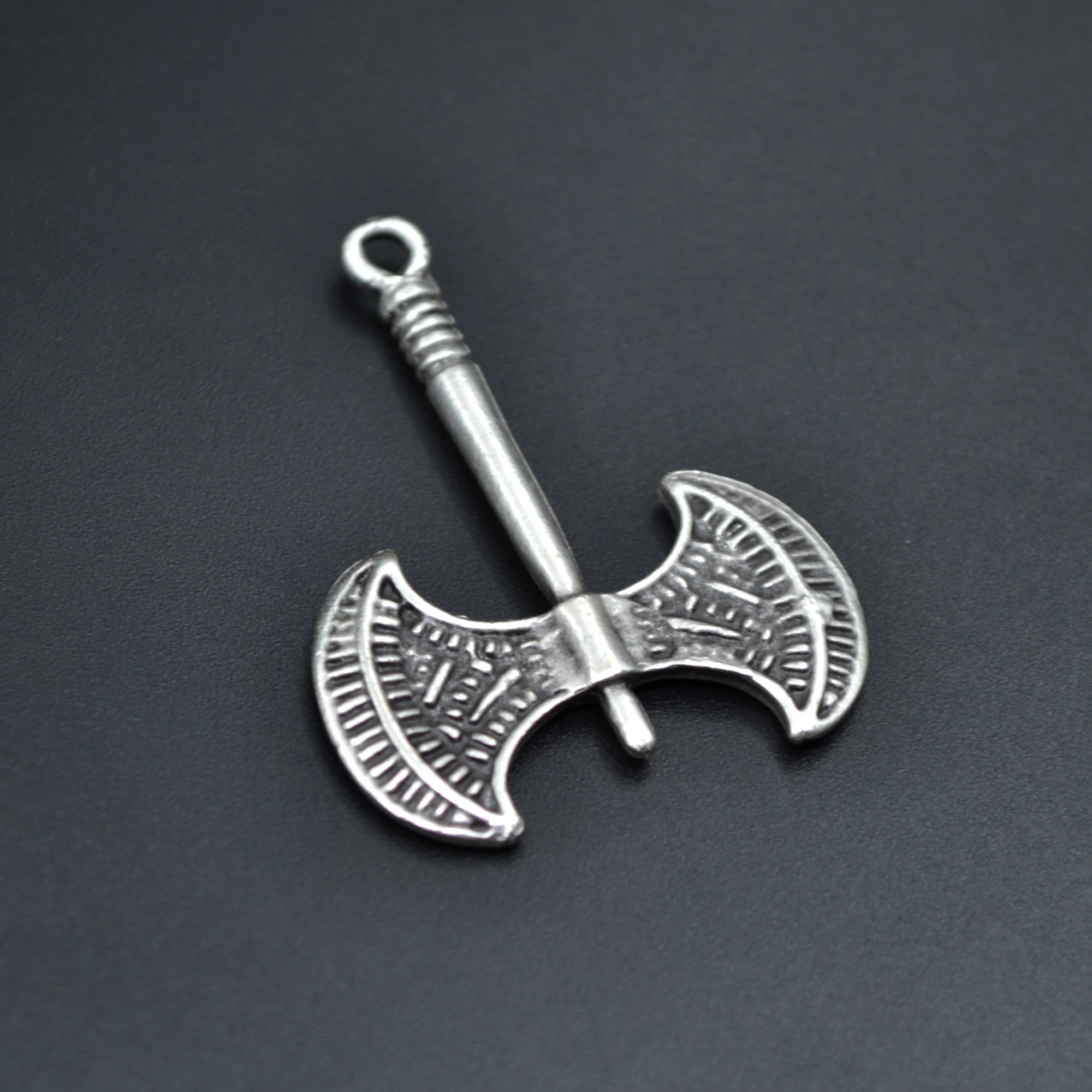 Çift Taraflı Balta Kolye Ucu - Gümüş ( Silver ) Renk