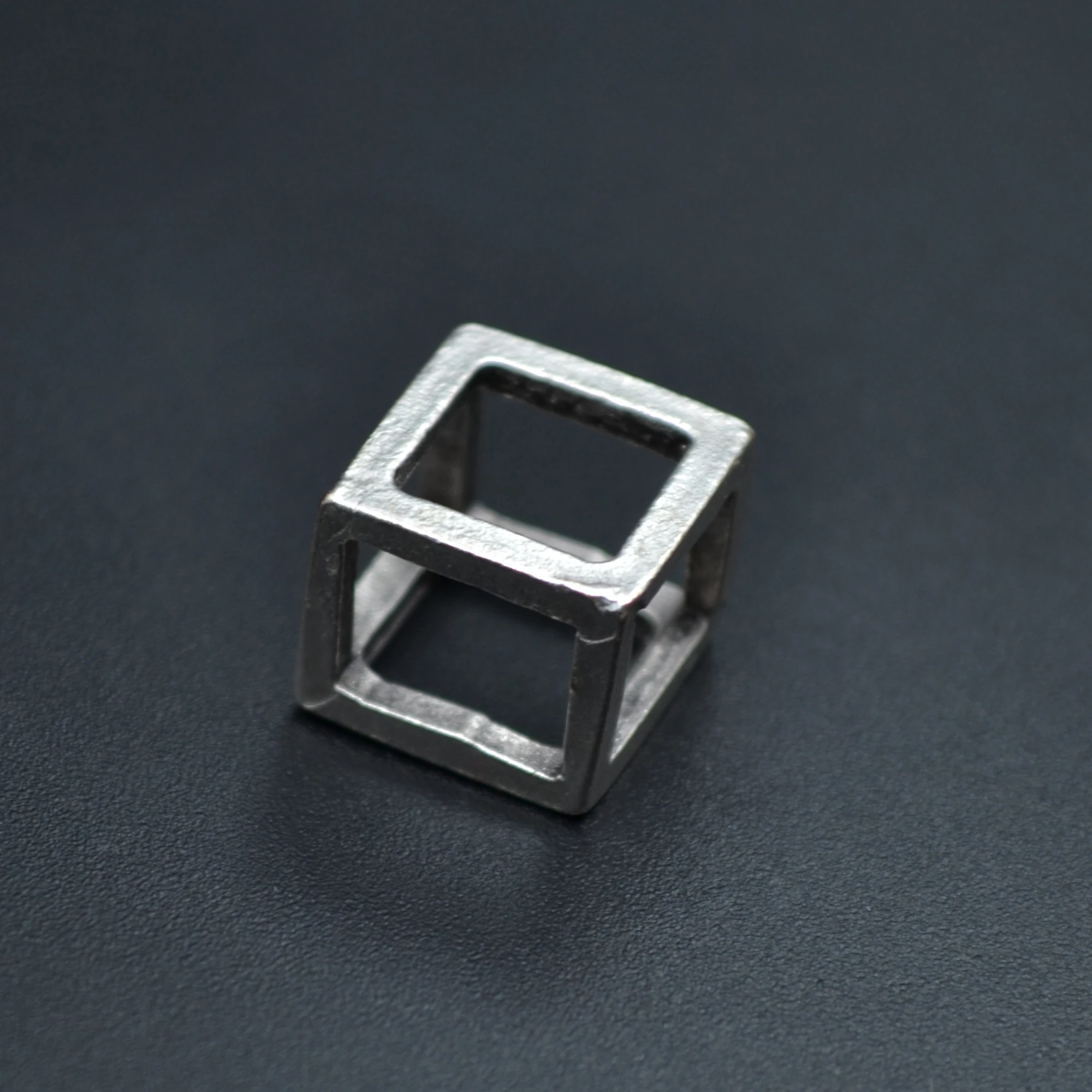 Geometrik - Küp Kolye Ucu - Gümüş ( Silver ) Renk