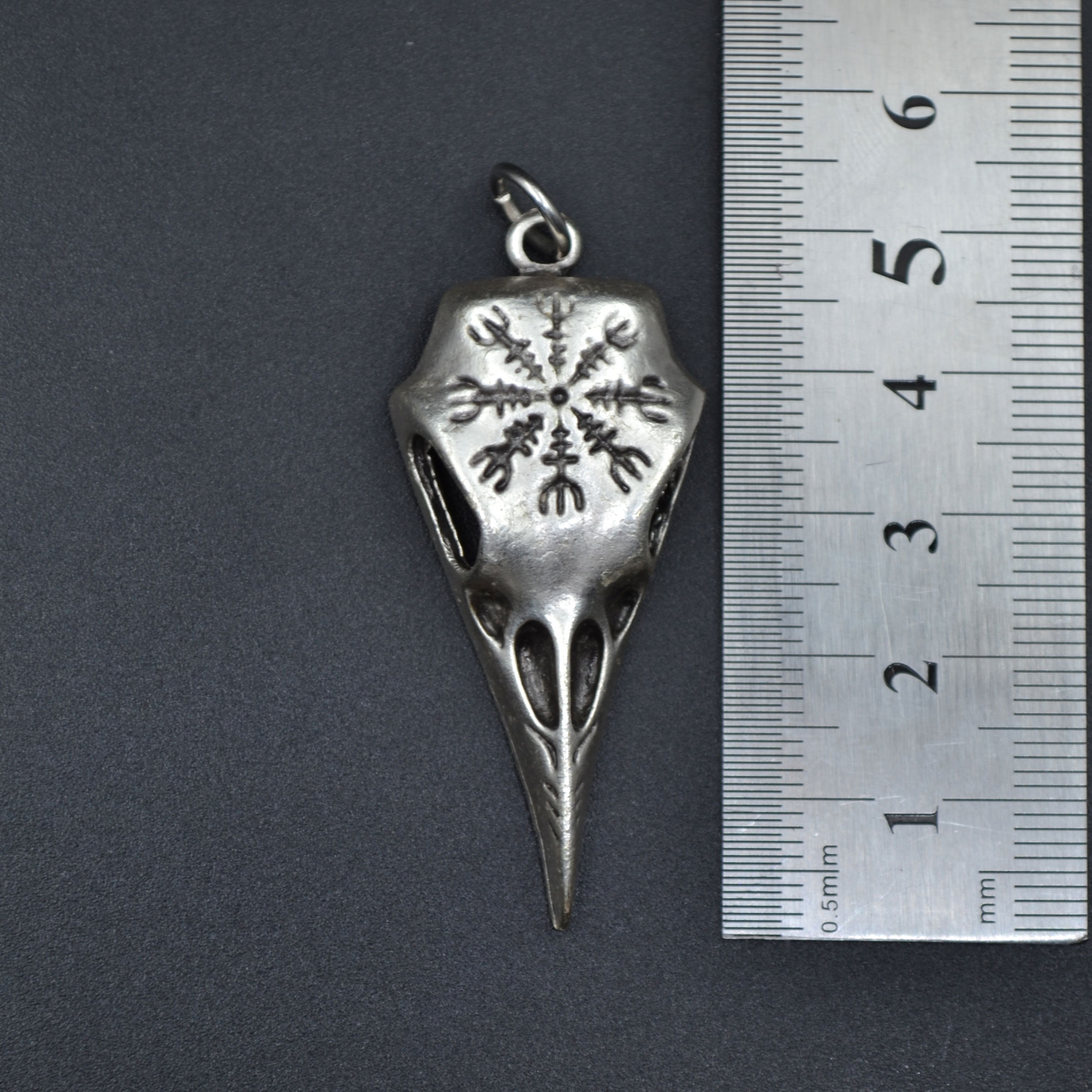 Kuzgun Kafatası - Vegvisir Kolye Ucu - Gümüş ( Silver ) Renk