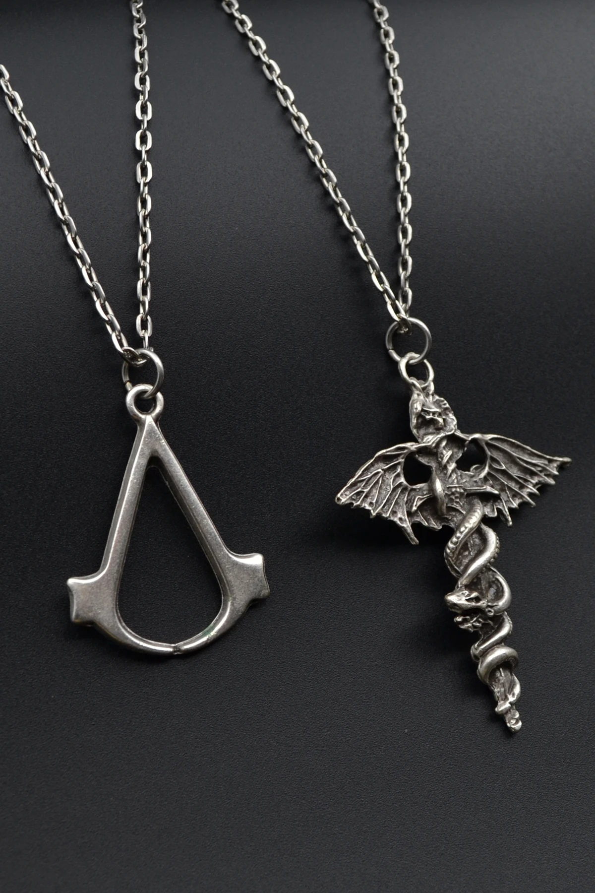 2'li Yarasa Yılan Kılıç Anubis Ölüm Ve Ceza Tanrısı Erkek Kadın Kolye Seti