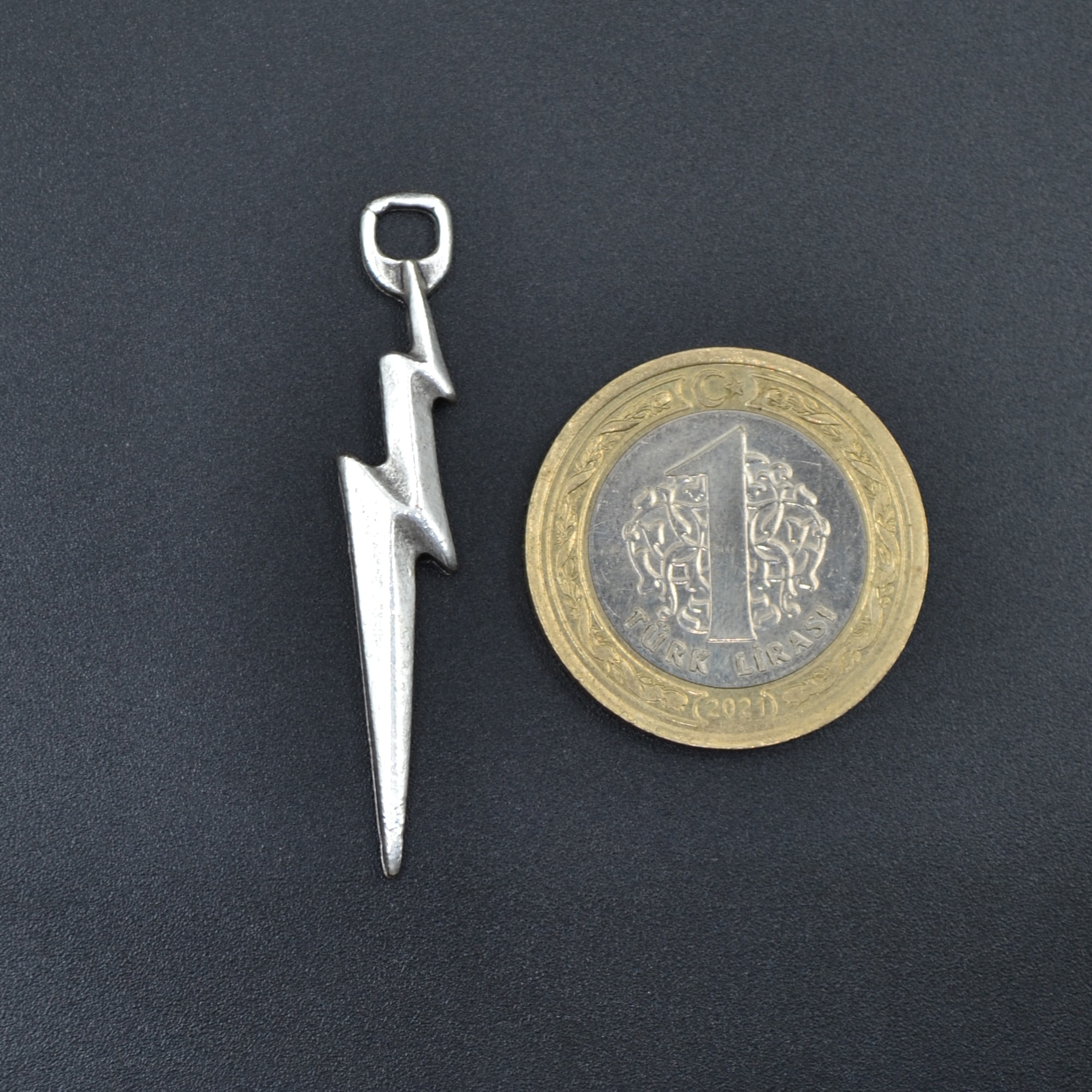 Şimşek Flash Kolye - Gümüş ( Silver ) Renk - 60 cm Deri İp Kolye