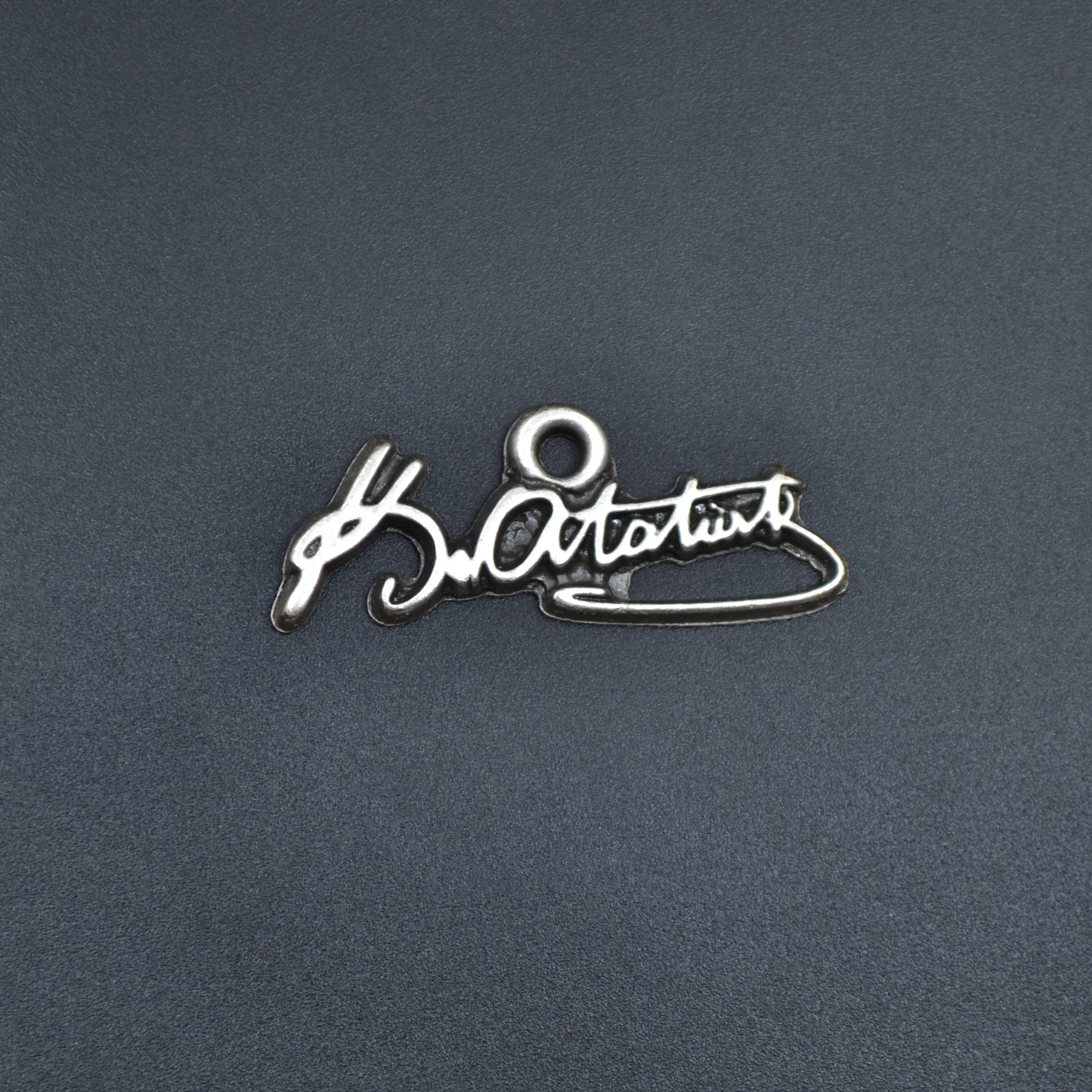 Mustafa Kemal Atatürk İmza Şeklinde Kolye - Gümüş ( Silver ) Renk - 60 cm Düz Ezme Zincir Kolye