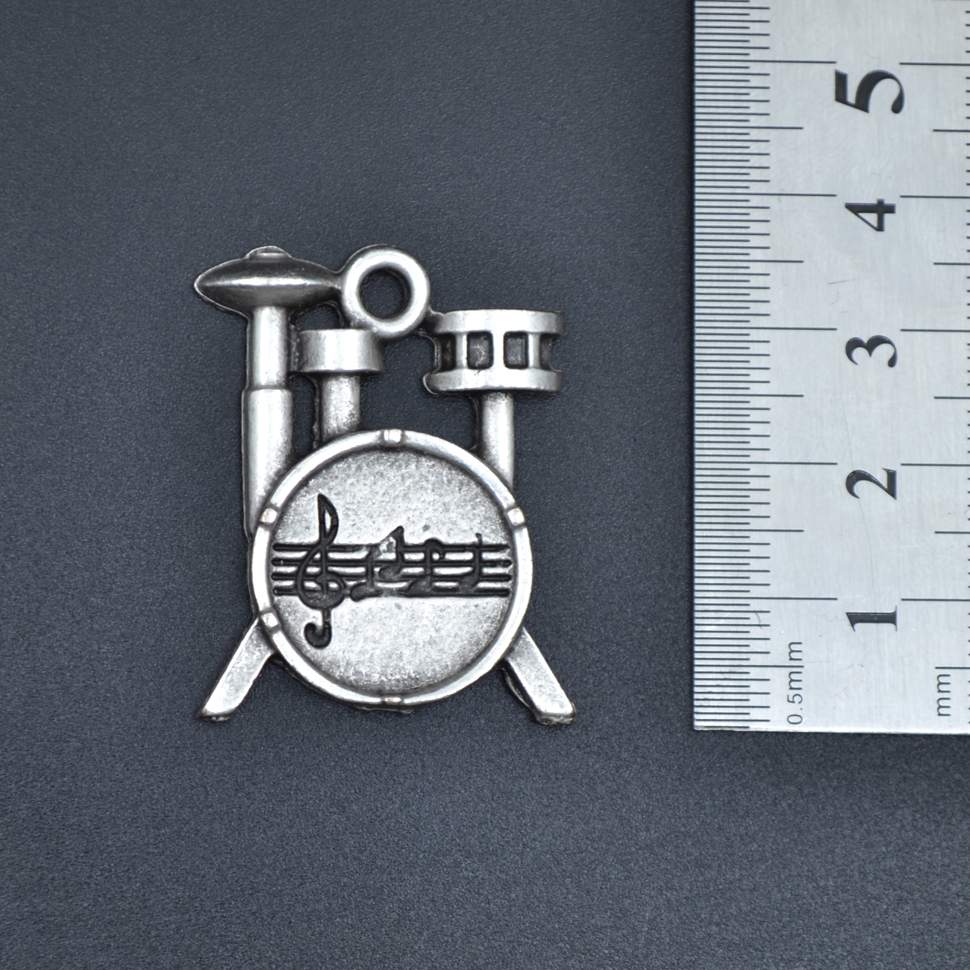 Bateri Kolye - Gümüş ( Silver ) Renk - 60 cm Deri İp Kolye