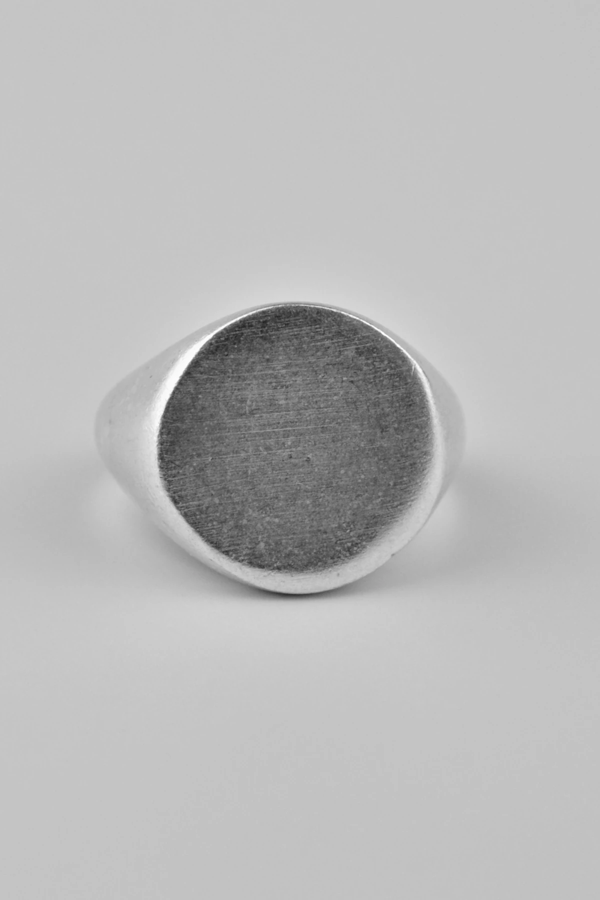 Yuvarlak Geometrik Antik Gümüş Kaplama Ayarlamalı Erkek Kadın Yüzük