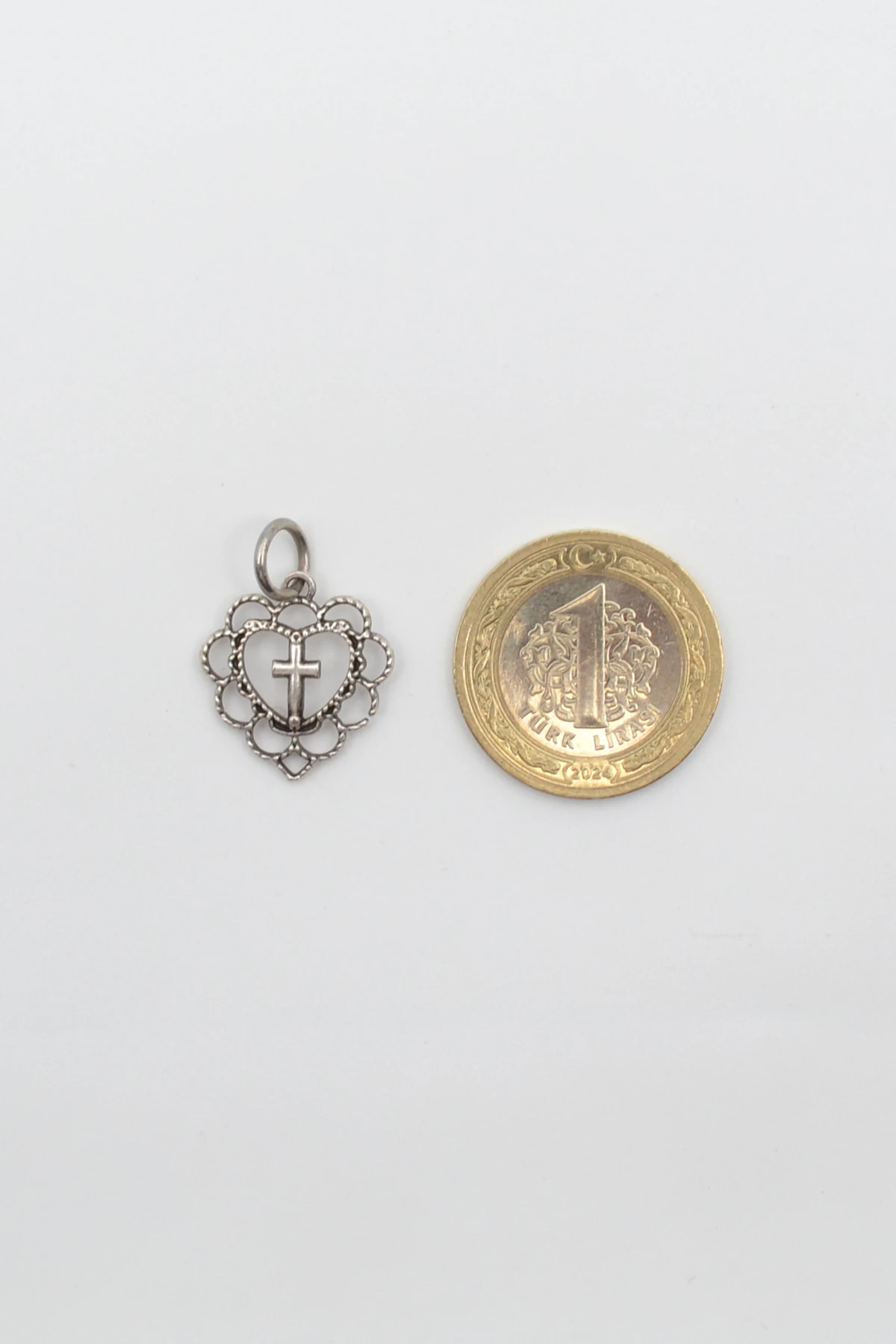 Minimal Kalp Motifli Haç Kolye Ucu - Gümüş ( Silver ) Renk