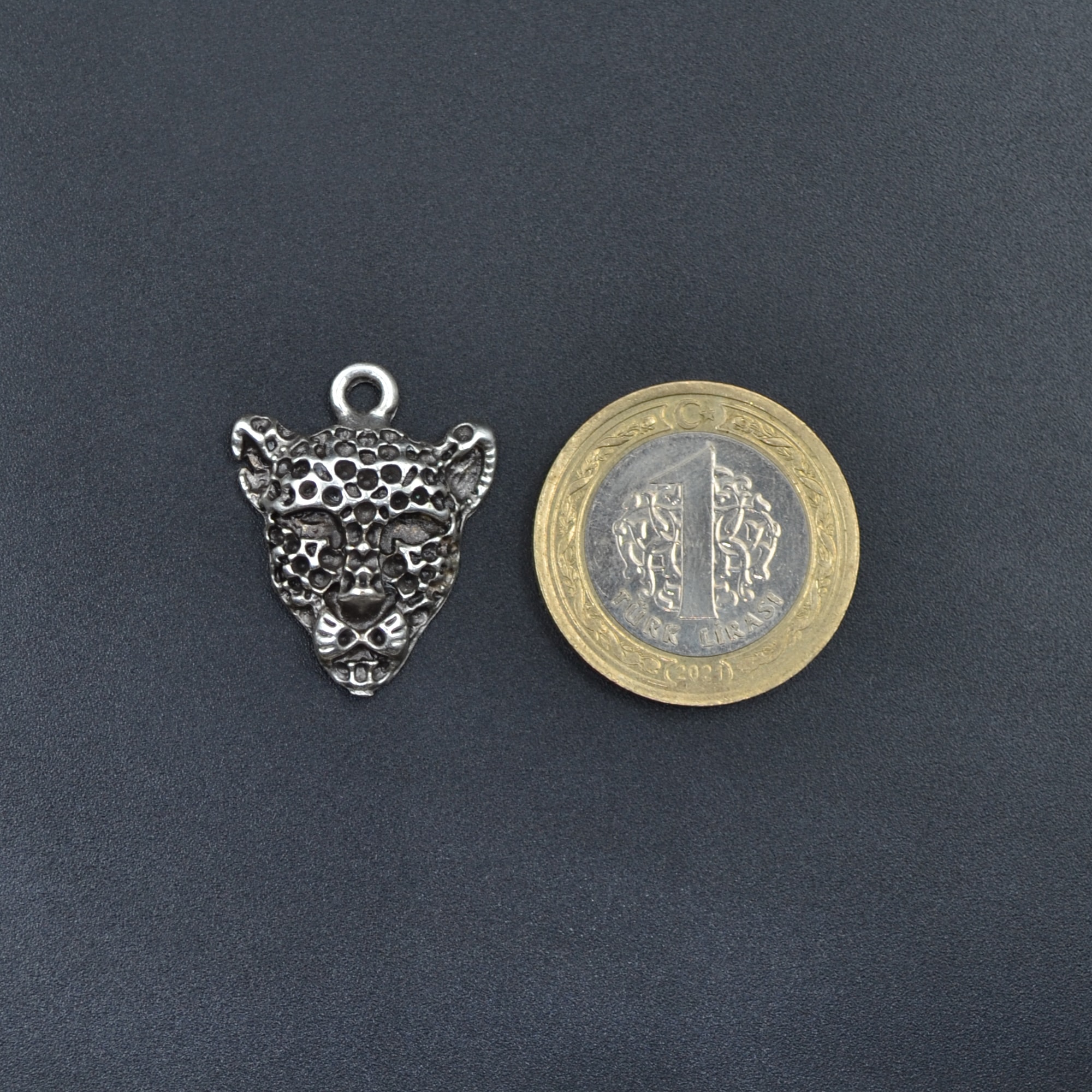 Leopar Kolye - Gümüş ( Silver ) Renk - 60 cm Deri İp Kolye