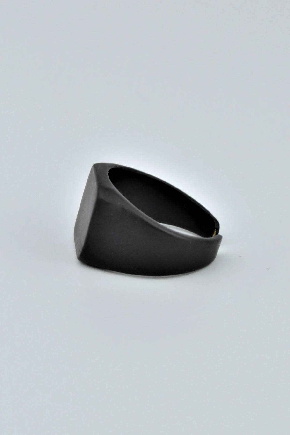 Kare Şovalye Mat Siyah Ayarlamalı Erkek Yüzük