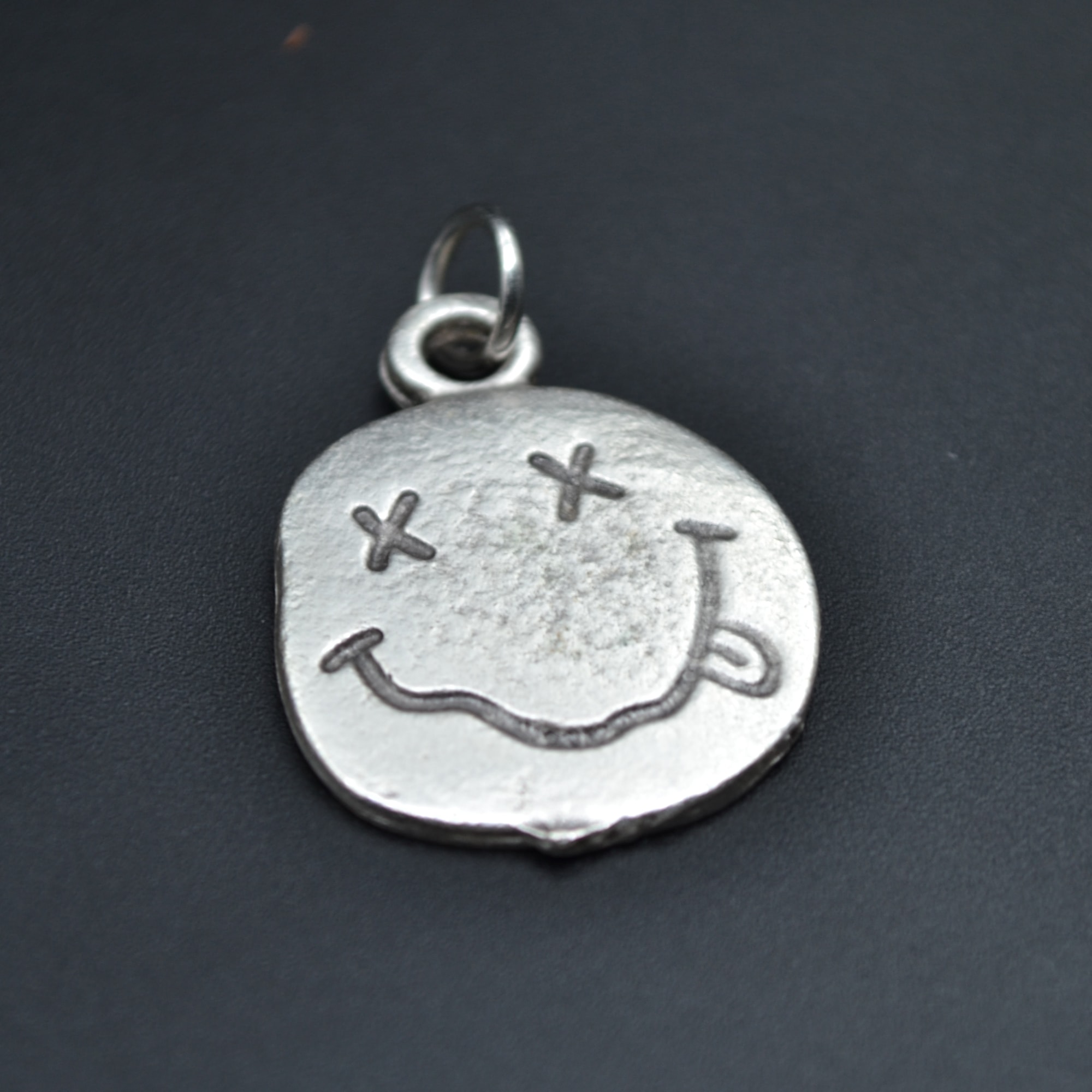 Nirvana - Smile Kolye - Gümüş ( Silver ) Renk - 60 cm Düz Ezme Zincir Kolye