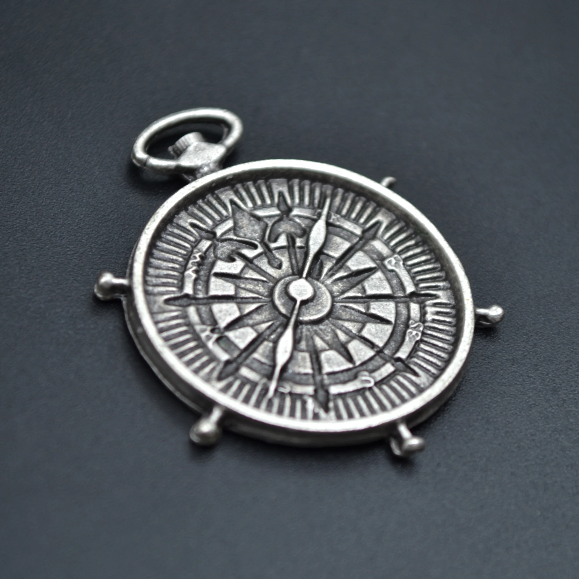 Pusula Kolye Ucu - Gümüş ( Silver ) Renk