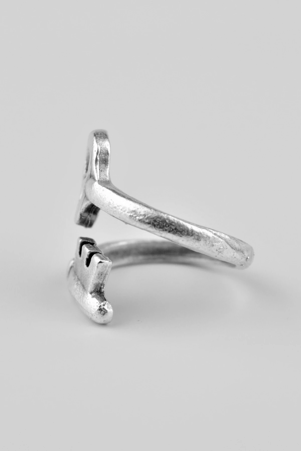 Anahtar Alyans Model Antik Gümüş Kaplama Ayarlamalı Erkek Kadın Yüzük