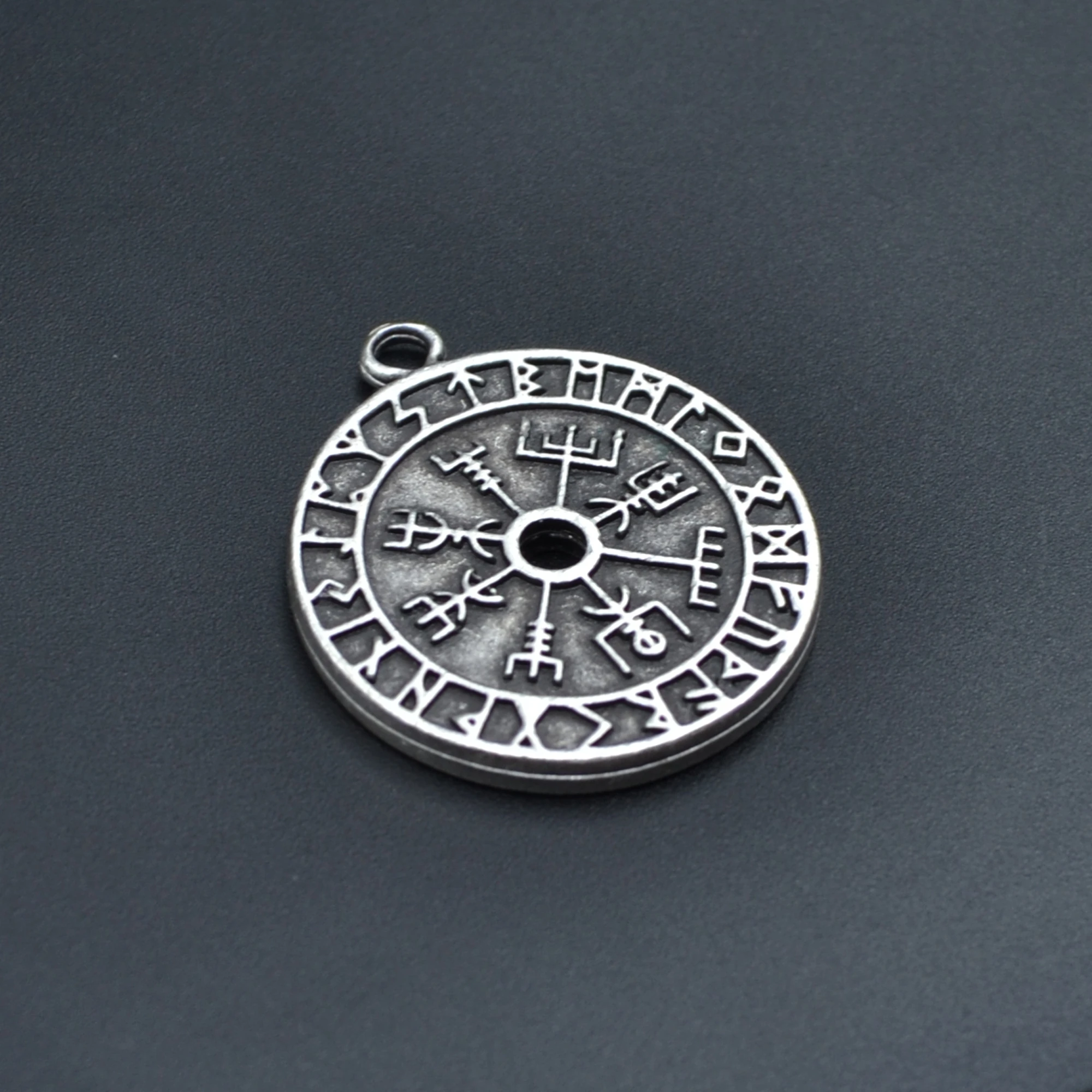 Vegvisir Pusula - Viking Sembol Kolye - Gümüş ( Silver ) Renk - 60 cm Düz Ezme Zincir Kolye