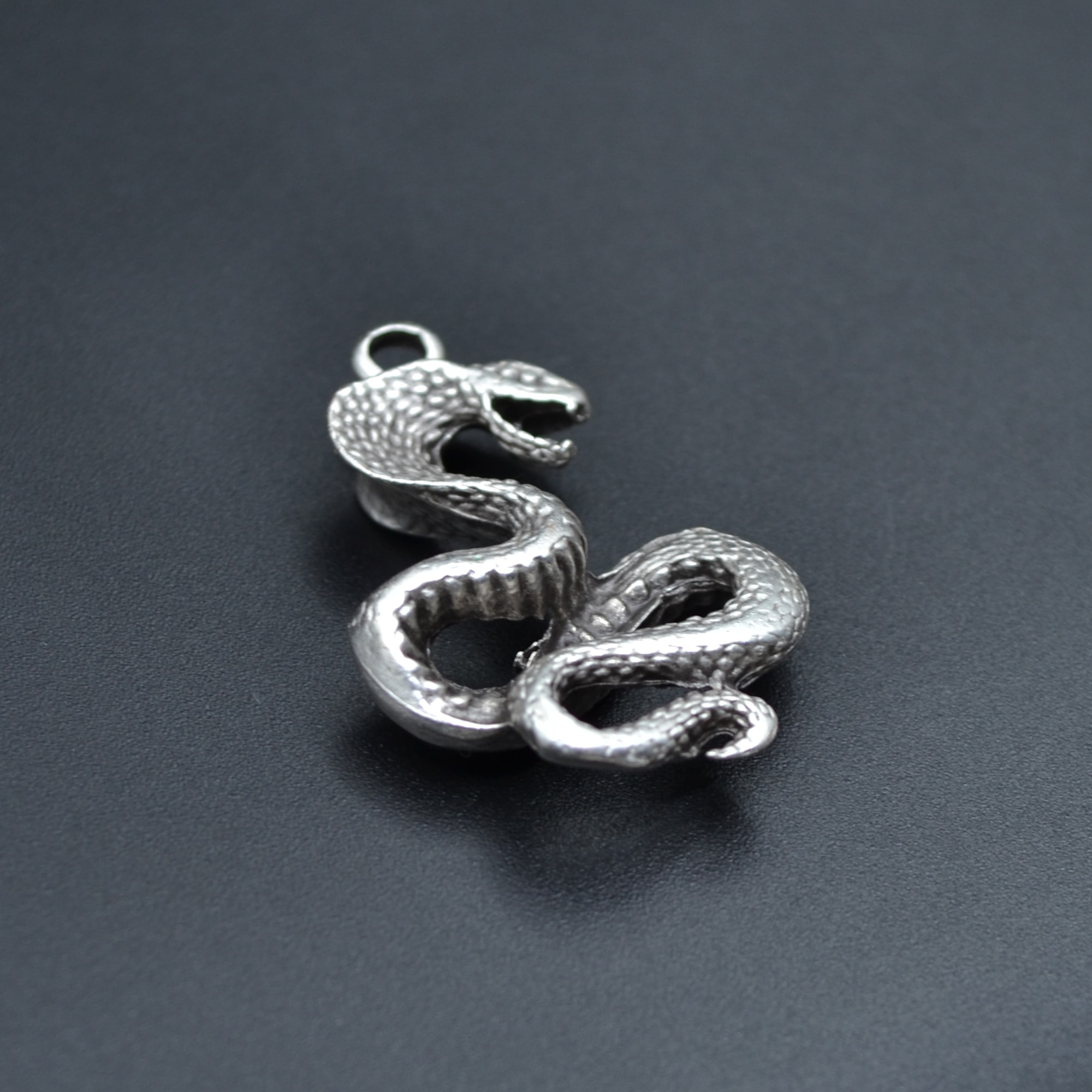 Kobra Yılan Kolye - Gümüş ( Silver ) Renk - 60 cm Düz Ezme Zincir Kolye