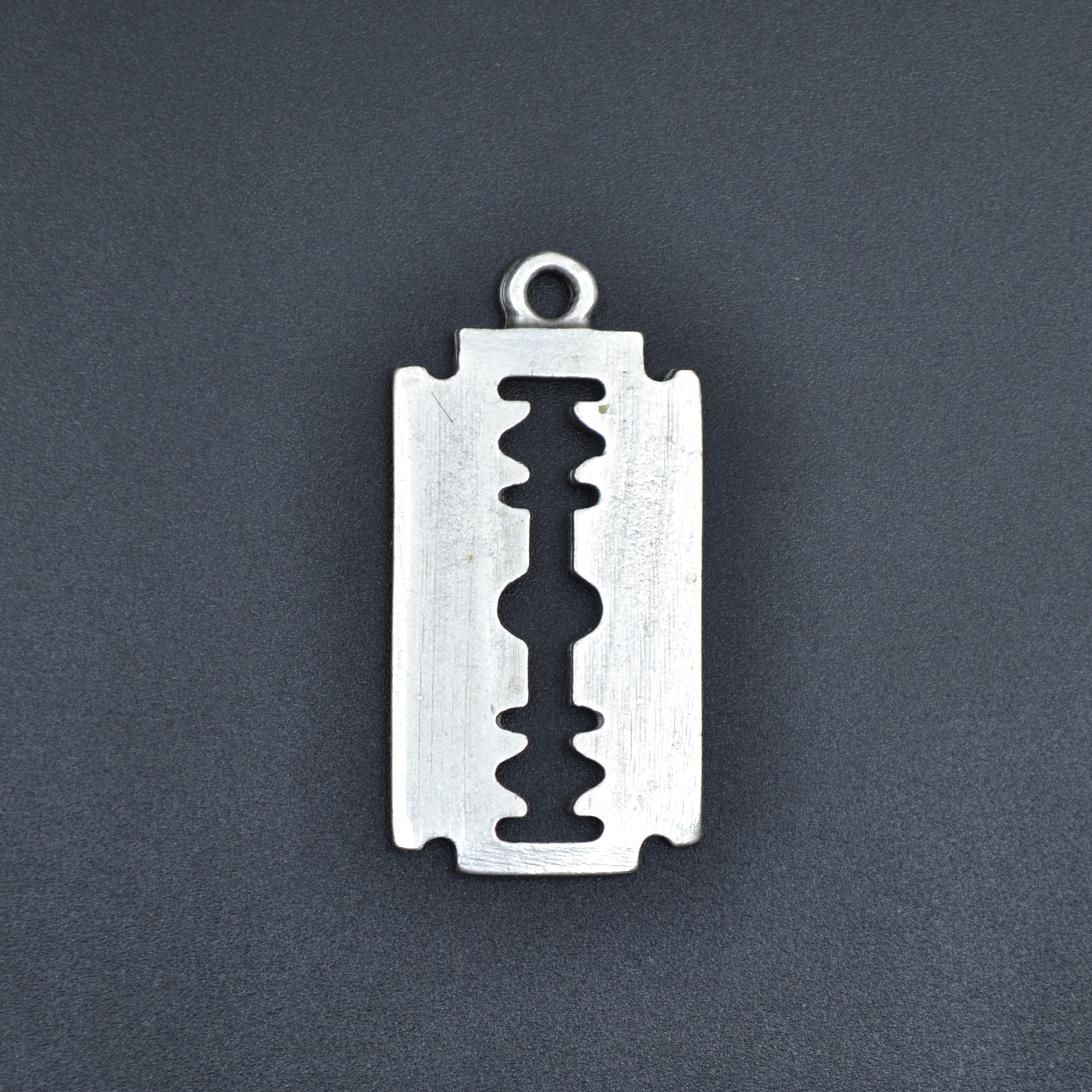 Jilet Kolye - Gümüş ( Silver ) Renk - 60 cm Deri İp Kolye