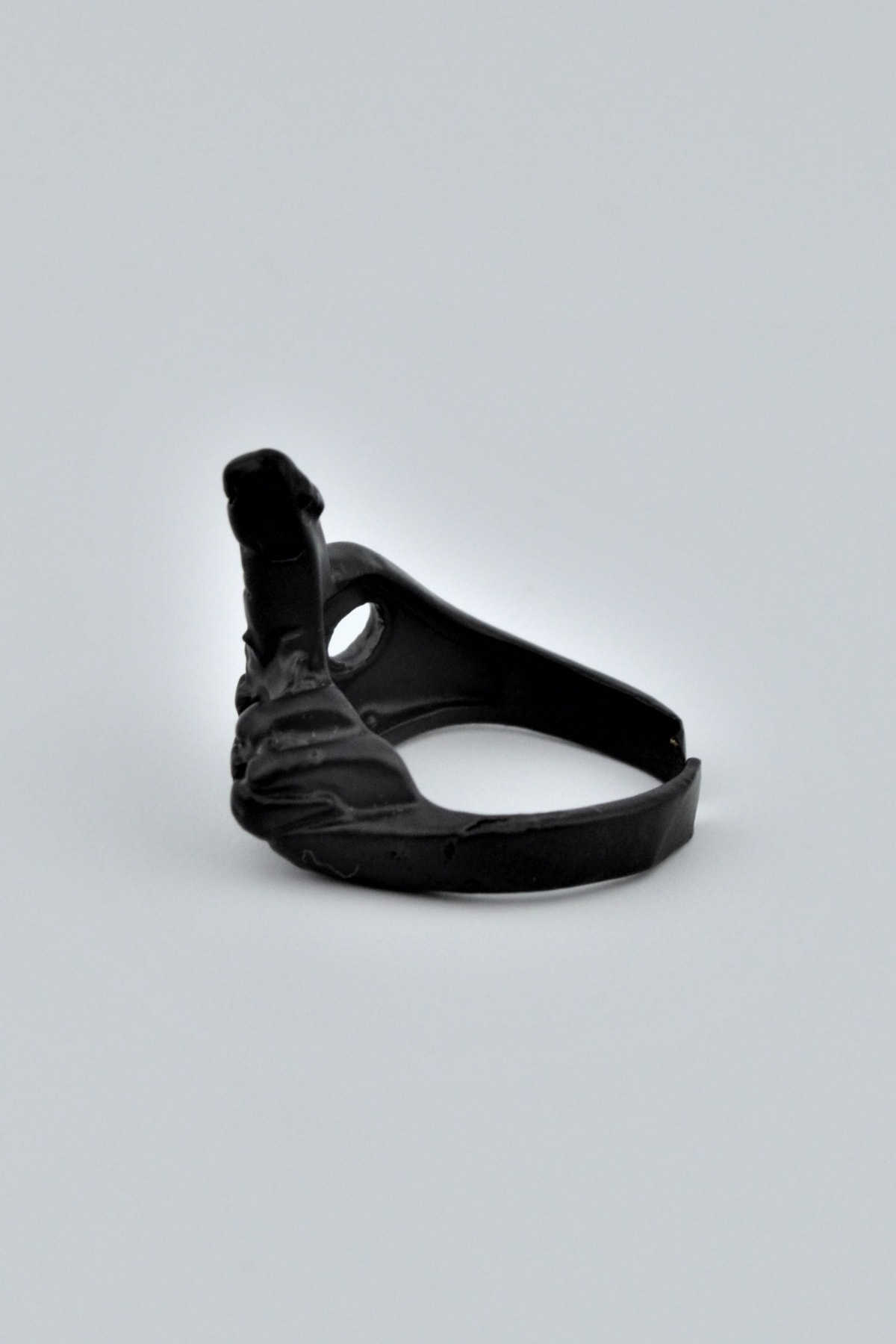 Orta Parmak Mat Siyah Ayarlamalı Erkek Kadın Yüzük