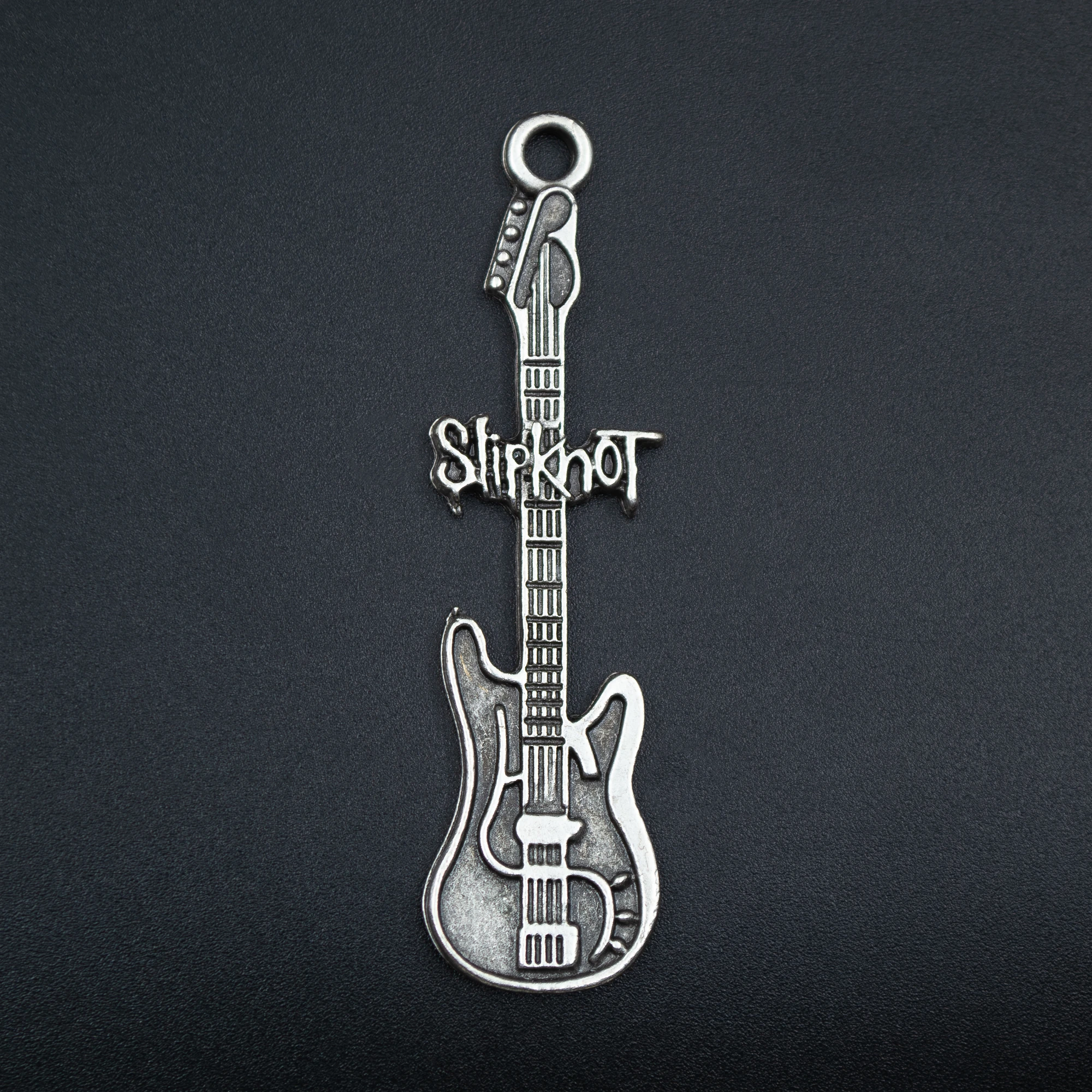 Slipknot Elektro Gitar Kolye - Gümüş ( Silver ) Renk - 60 cm Deri İp Kolye