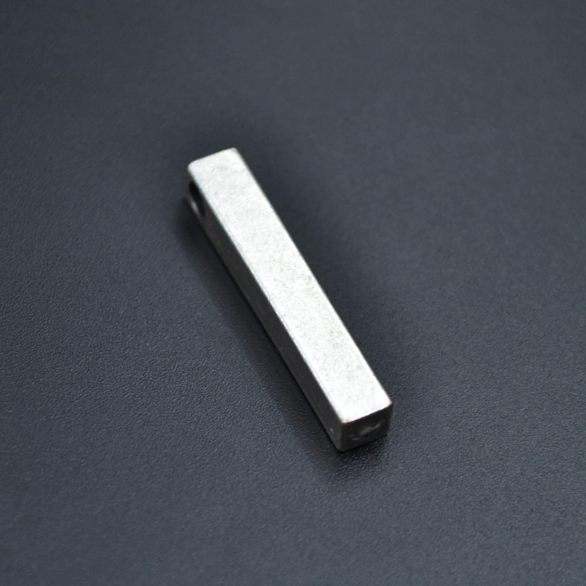 Kısa Çubuk - Prizma Kolye - Gümüş ( Silver ) Renk - 60 cm Düz Ezme Zincir Kolye