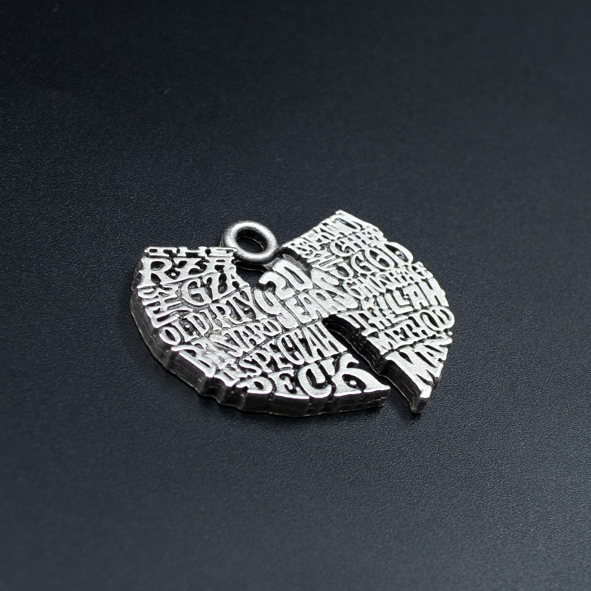 Wu Tang 20 Year Kolye - Gümüş ( Silver ) Renk - 60 cm Deri İp Kolye