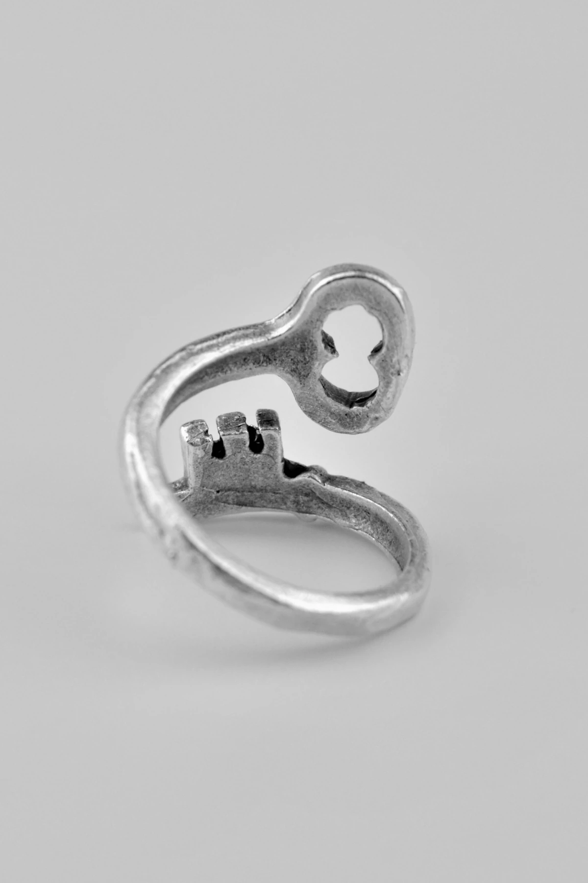 Anahtar Alyans Model Antik Gümüş Kaplama Ayarlamalı Erkek Kadın Yüzük