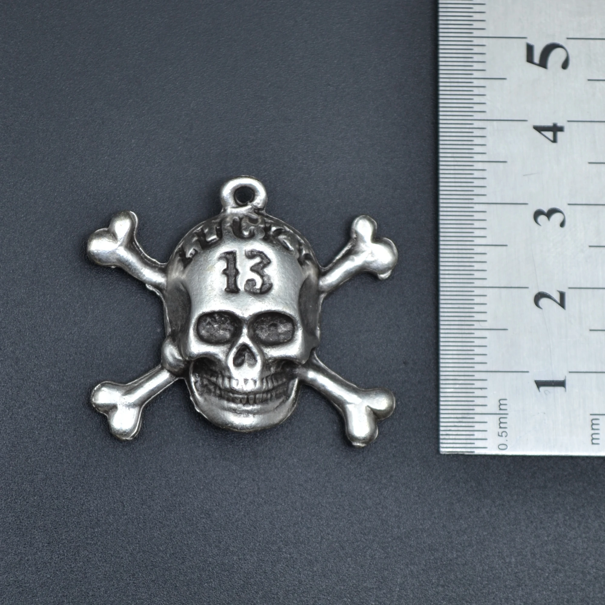 Lucky 13 Kuru Kafa Kolye Ucu - Gümüş ( Silver )