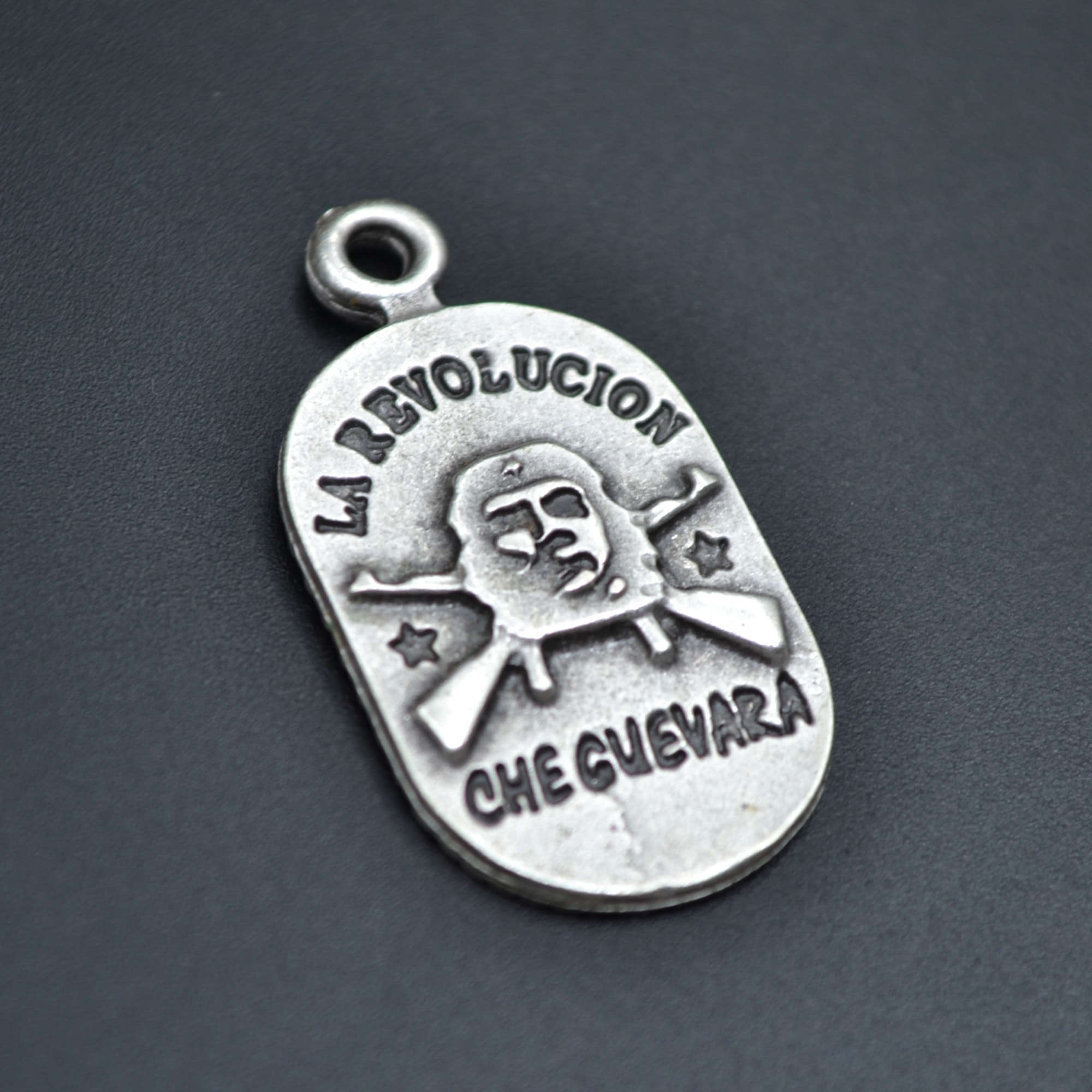 Devrim - Che Guevara - La Revolucion Kolye - Gümüş ( Silver ) Renk - 60 cm Örme Zincir Kolye