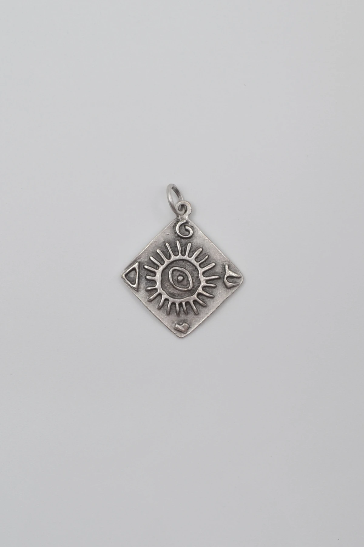 Güneş ve Göz Sembollü Düz Ezme Zincir Kolye - Antik Gümüş Kaplama - Kadın Erkek - 60 cm