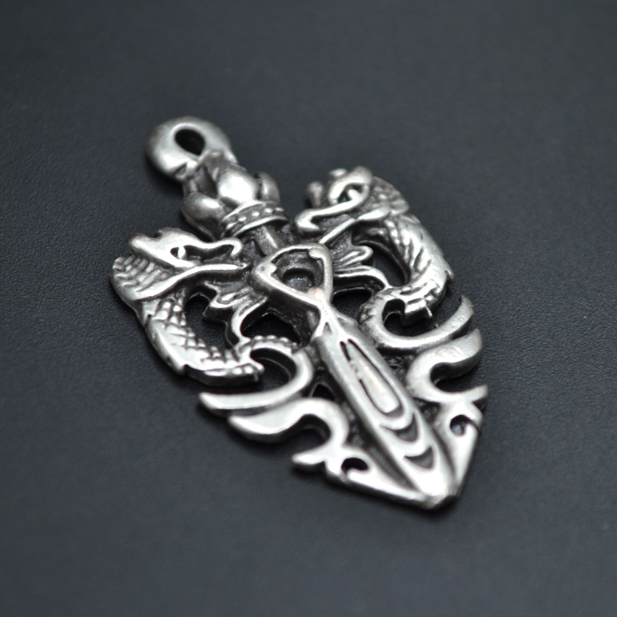 Ejderha Kılıç Kolye - Gümüş ( Silver ) Renk - 60 cm Deri İp Kolye