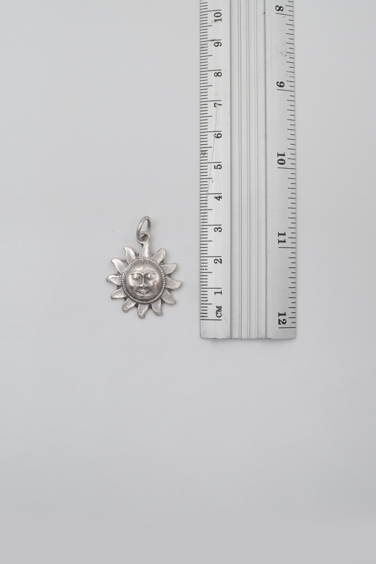 Vintage Güneş Yüz Kolye Ucu - Gümüş ( Silver ) Renk
