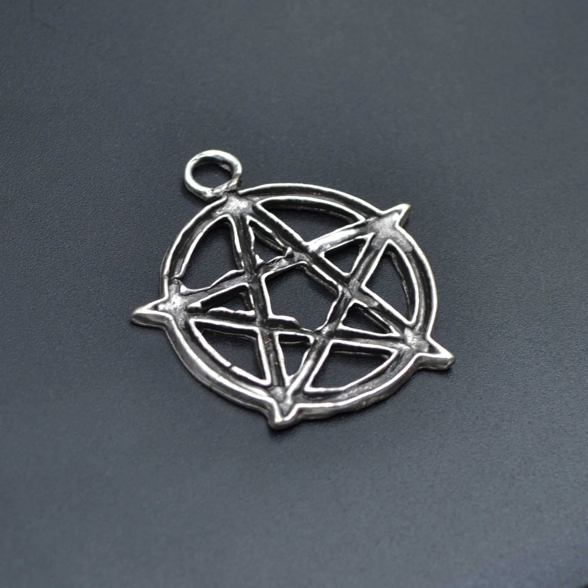 Pentagram Yıldızı Kolye Ucu - Gümüş ( Silver ) Renk