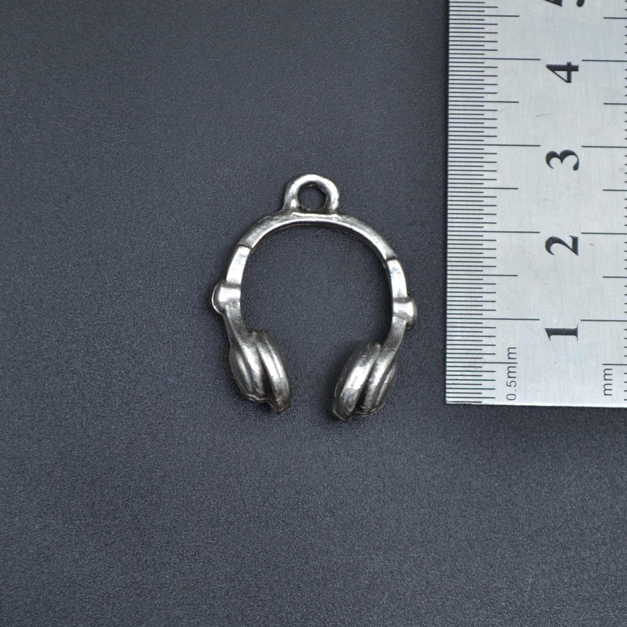 Kulaklık Kolye - Gümüş ( Silver ) Renk - 60 cm Deri İp Kolye
