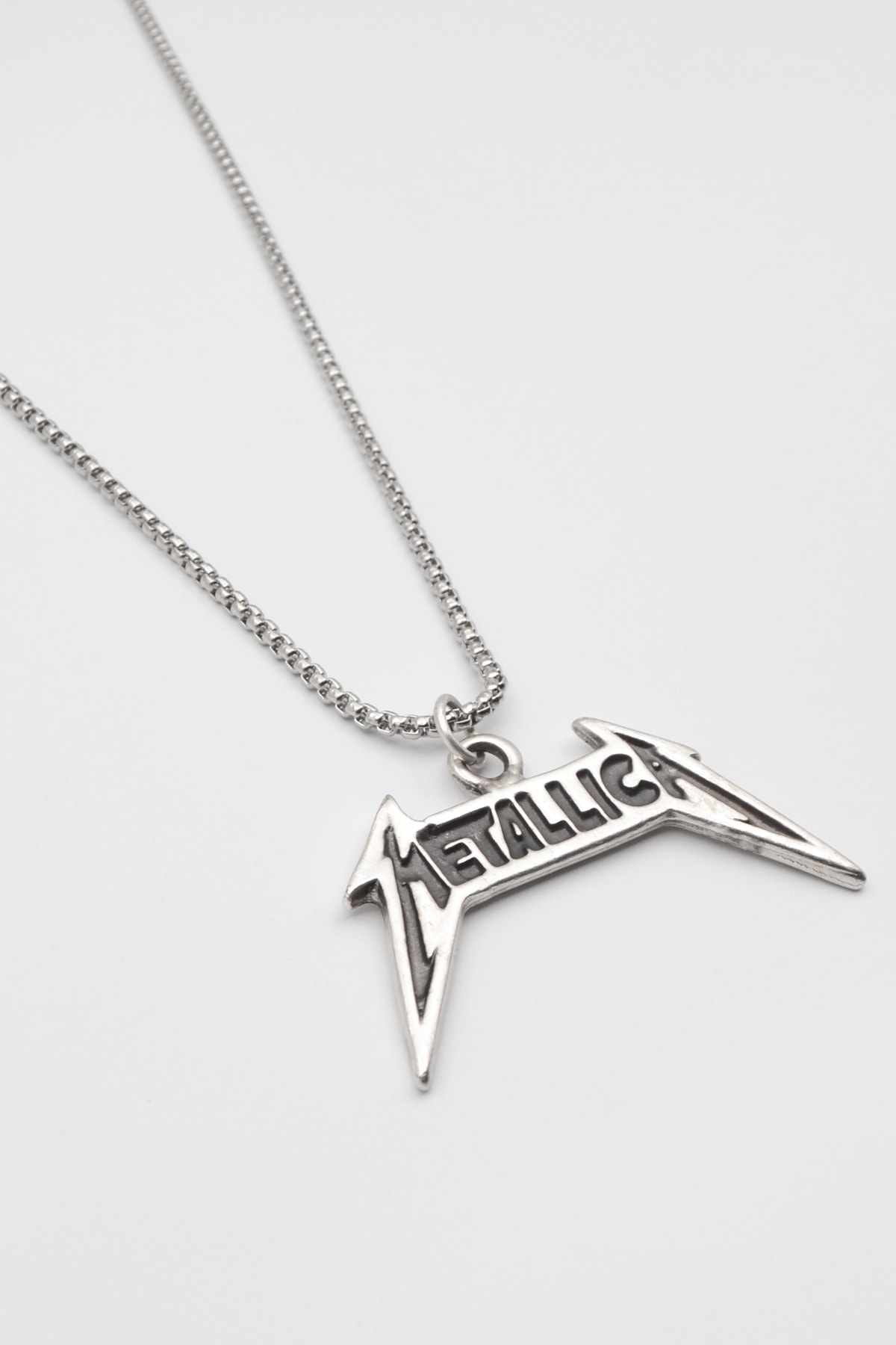 Metallica Logo Kolye - Gümüş ( Silver ) Renk - 60 cm Örme Zincir Kolye