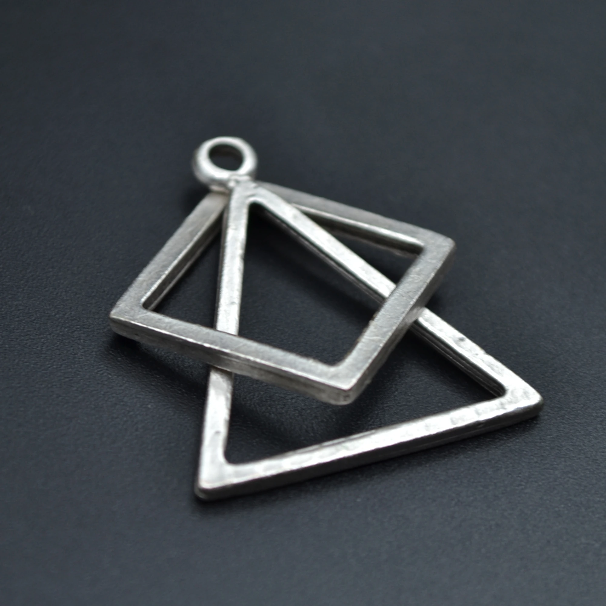 Üçgen Kare Geometrik Kolye - Gümüş ( Silver ) Renk - 60 cm Düz Ezme Zincir Kolye