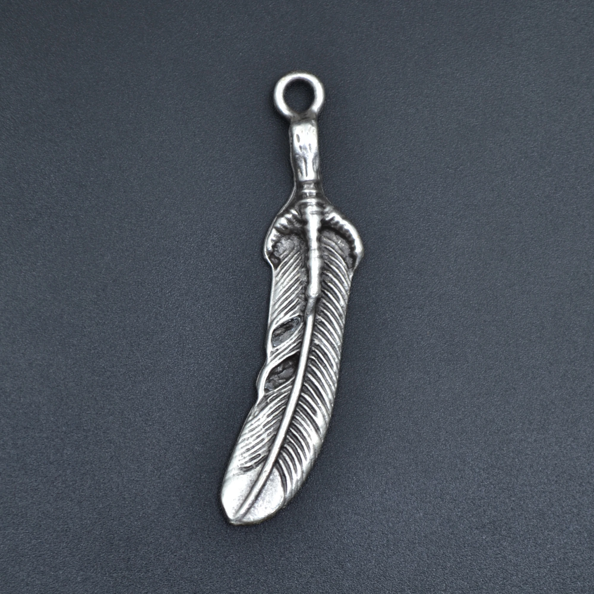 Kuş Tüyü Şeklinde Kolye - Gümüş ( Silver ) Renk - 60 cm Deri İp Kolye