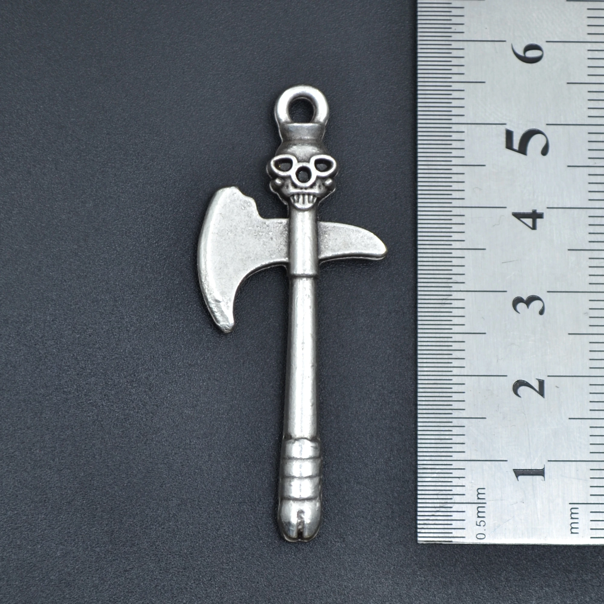 Kuru Kafa Savaş Baltası Kolye Ucu - Gümüş ( Silver ) Renk