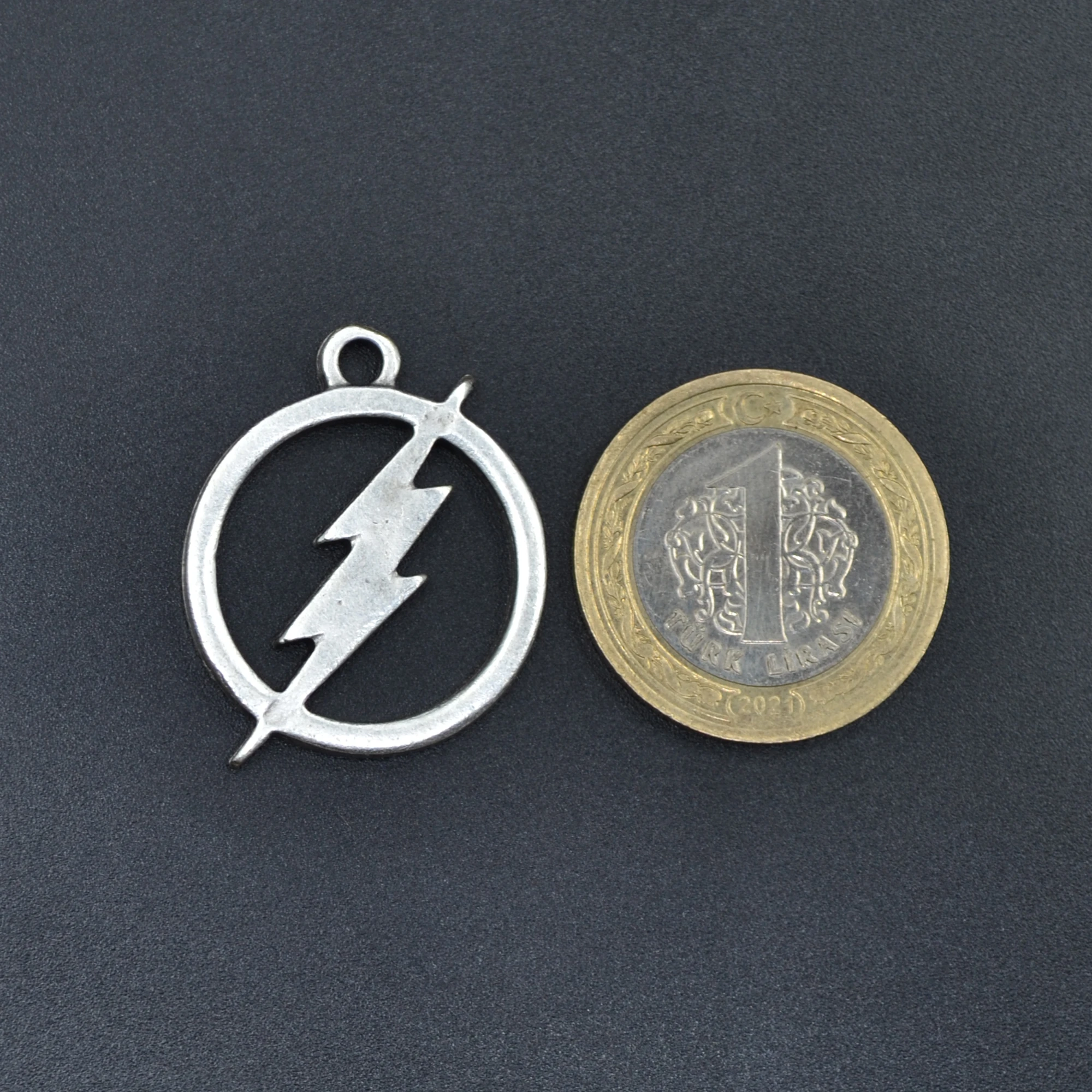 Şimşek Flash Kolye - Gümüş ( Silver ) Renk - 60 cm Deri İp Kolye