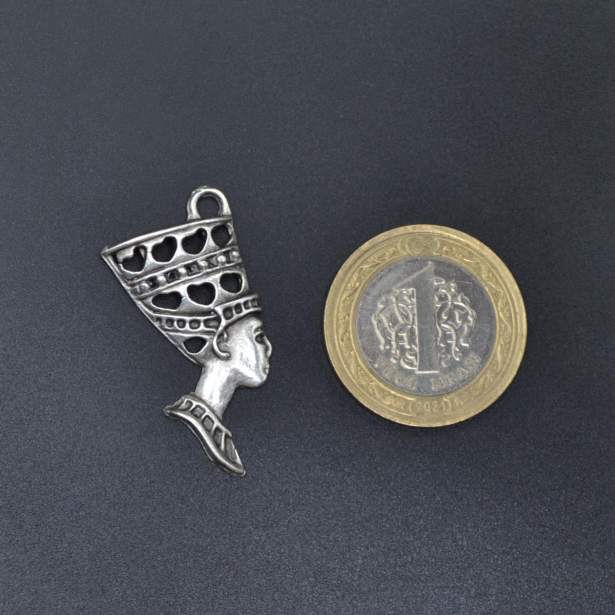 Mısır Kraliçesi Nefertiti Kolye Ucu - Gümüş ( Silver ) Renk