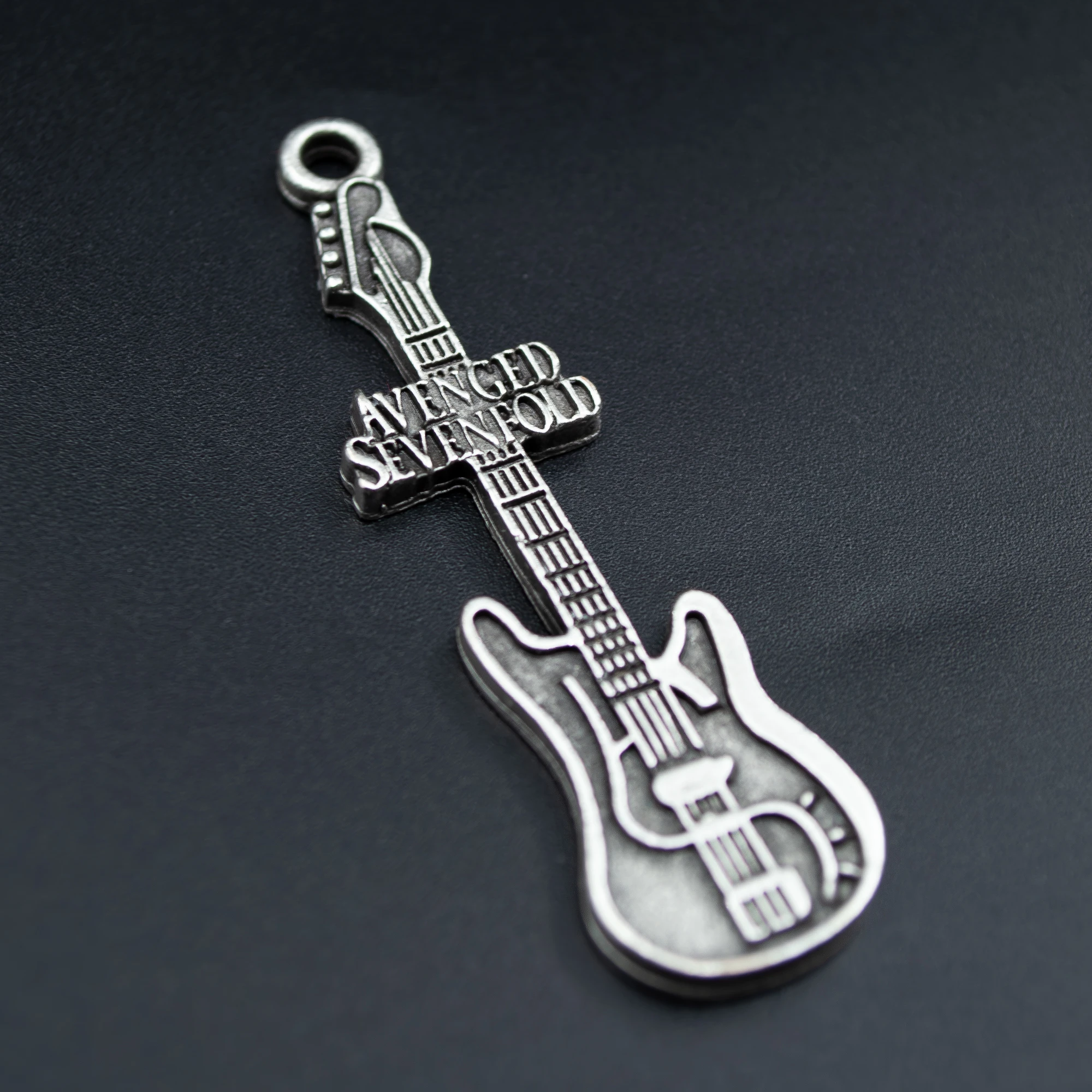 Avenged Sevenfold Elektro Gitar Kolye - Gümüş ( Silver ) Renk - 60 cm Düz Ezme Zincir Kolye