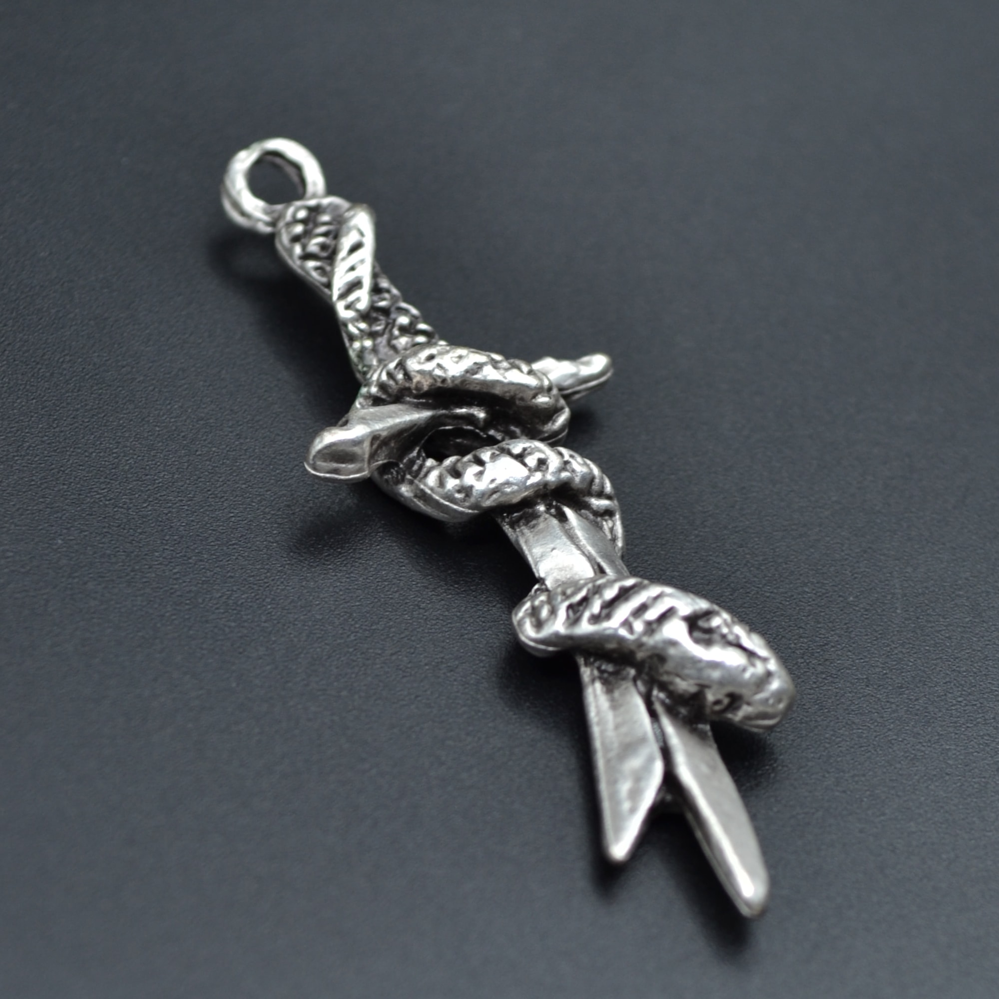 Yılanlı Kılıç Kolye - Gümüş ( Silver ) Renk - 60 cm Deri İp Kolye