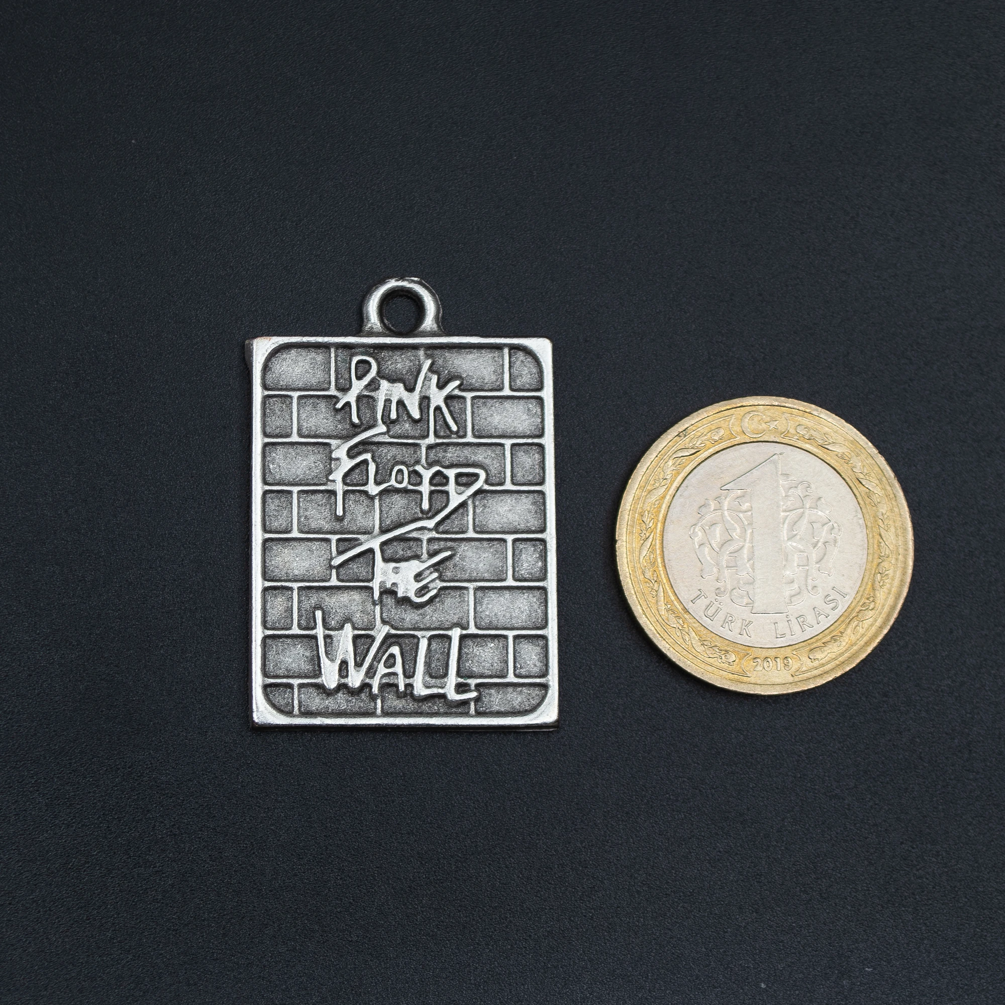 Pink Floyd The Wall Kolye Ucu - Gümüş ( Silver ) Renk