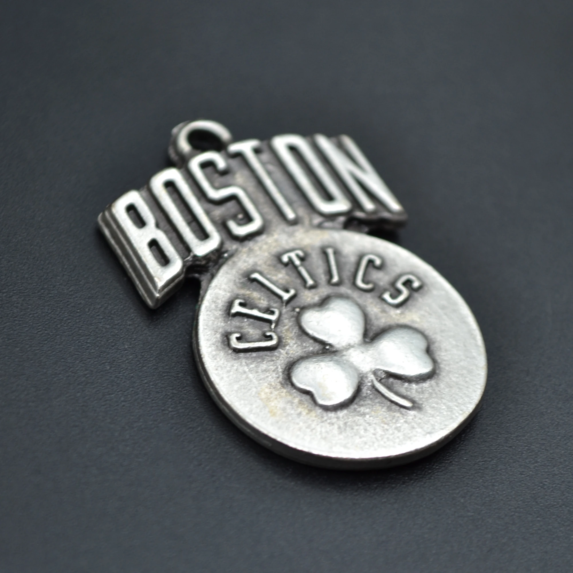 Boston Celtics Kolye - Gümüş ( Silver ) Renk - 60 cm Deri İp Kolye