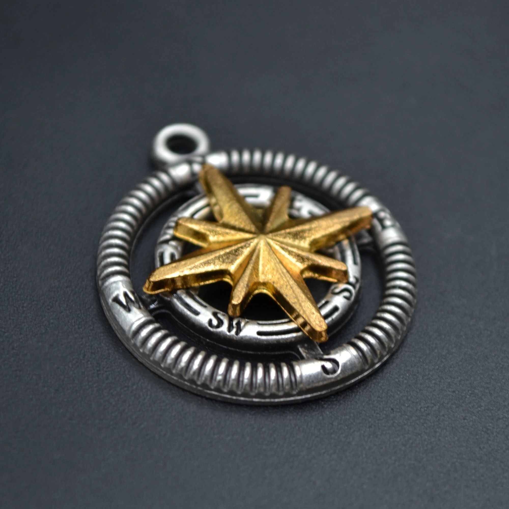 Kutup Yıldızı Detaylı Pusula Kolye - Gümüş ( Silver ) Renk - 60 cm Örme Zincir Kolye