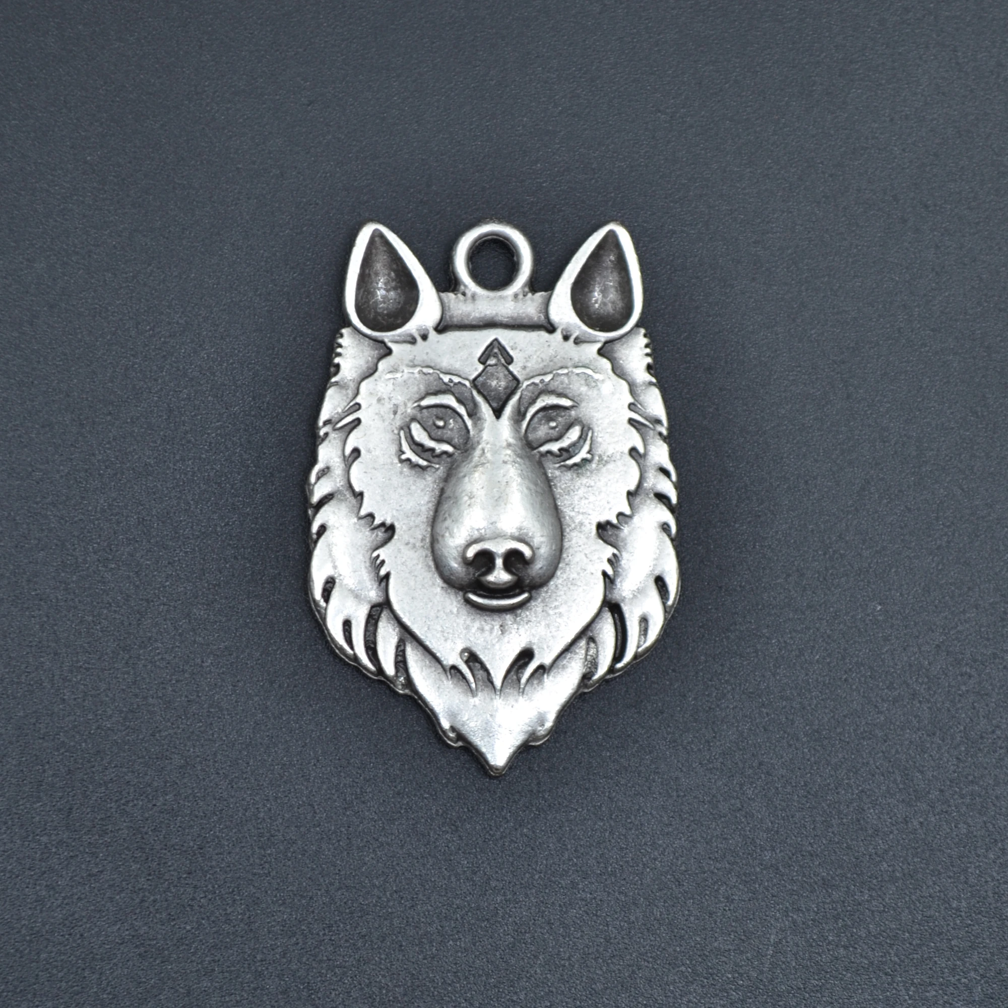 Kurt Kolye Ucu - Gümüş ( Silver ) Renk