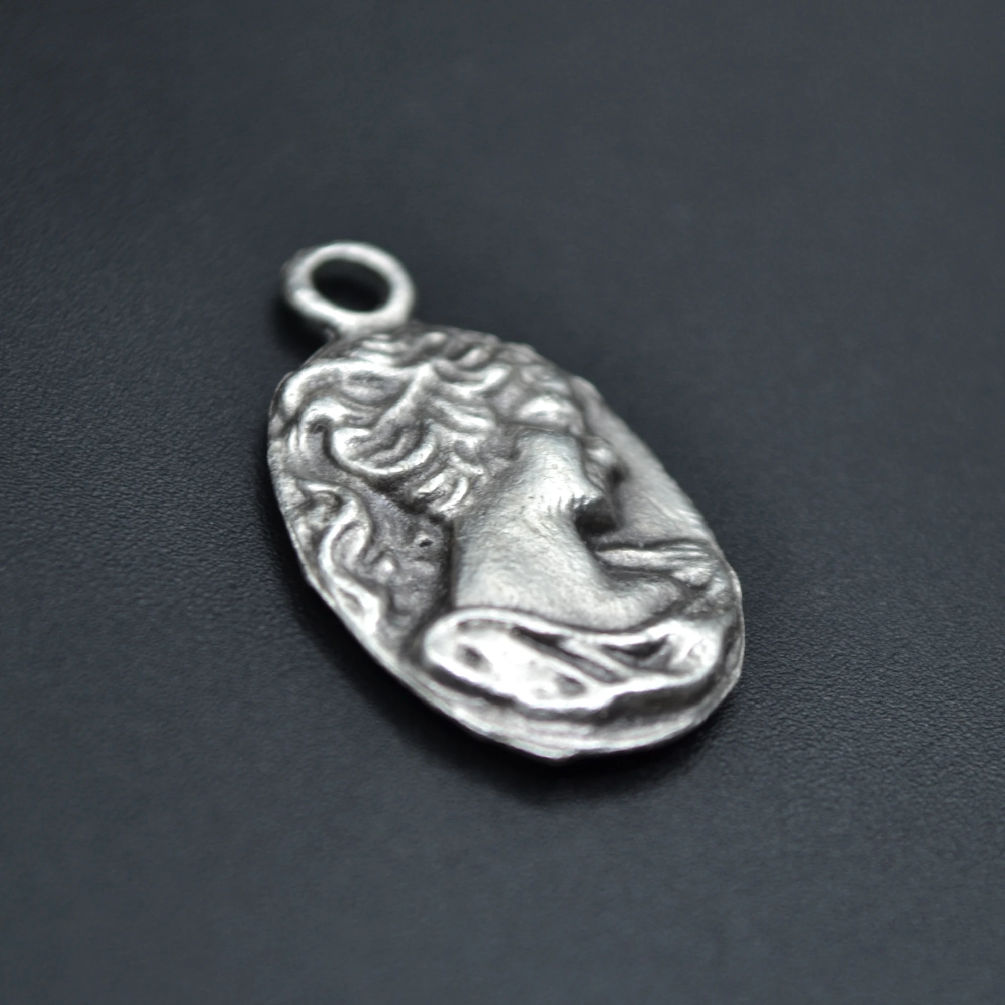 Minimal Vintage Cameo Kolye - Gümüş ( Silver ) Renk - 60 cm Örme Zincir Kolye