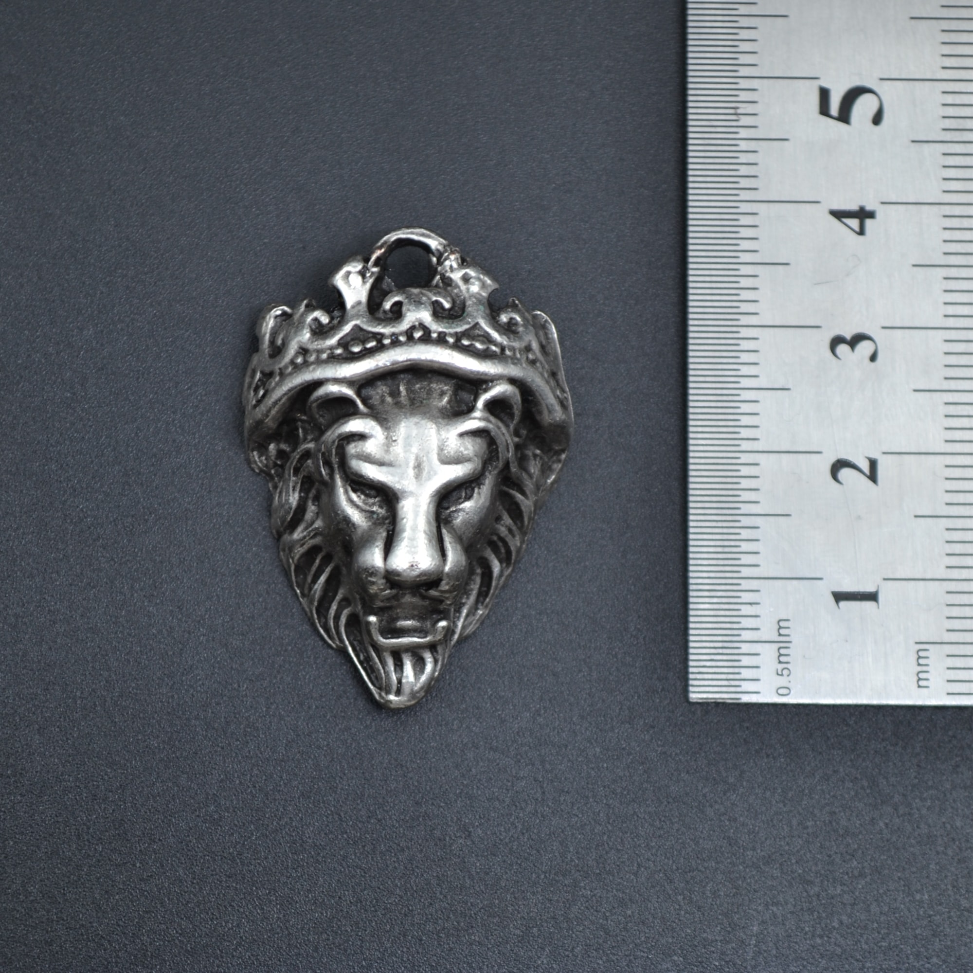 Aslan Kral Kolye - Gümüş ( Silver ) Renk - 60 cm Düz Ezme Zincir Kolye